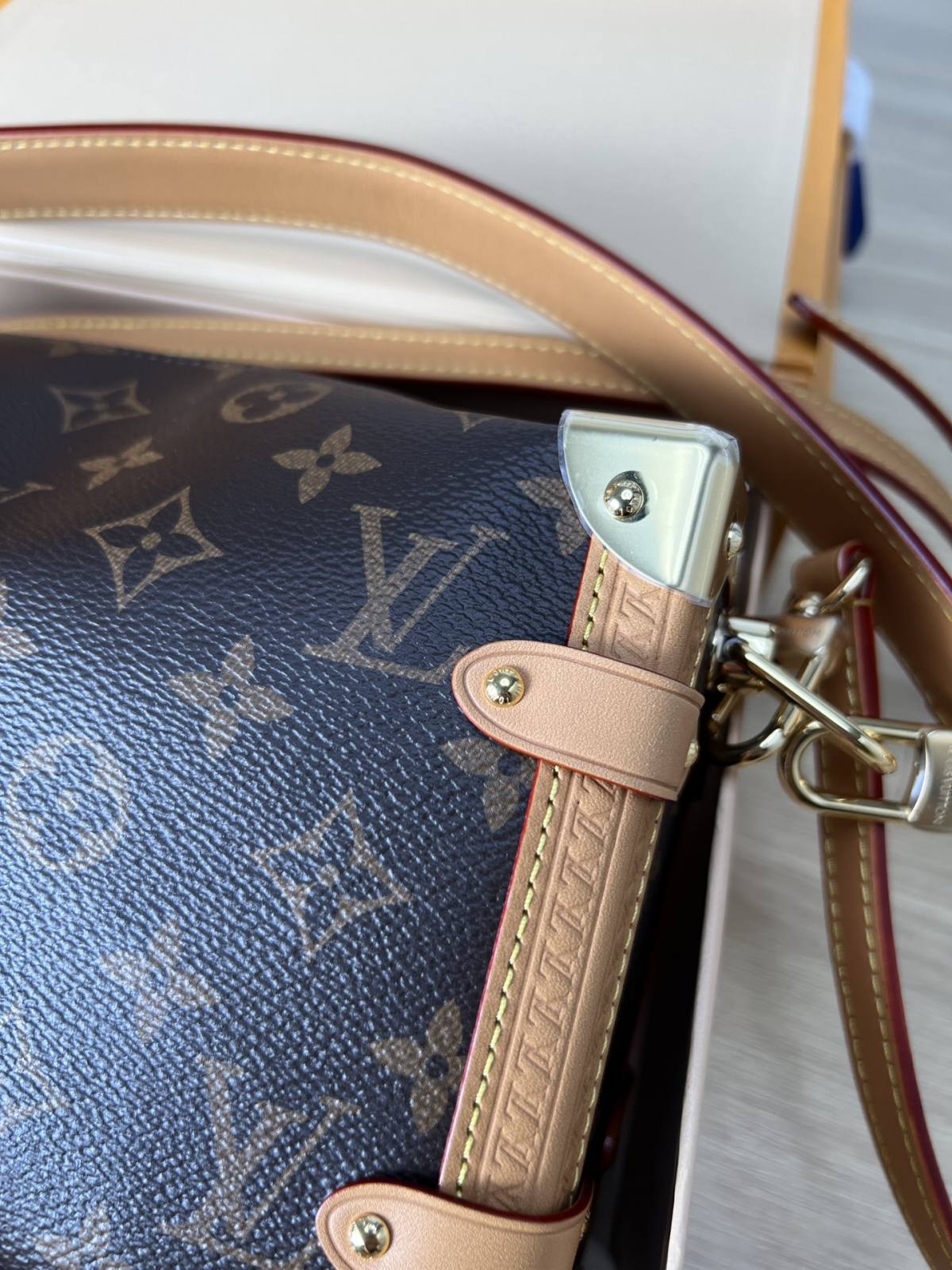 Ellebag’s 1:1 Replica of Louis Vuitton M46358 SIDE TRUNK Handbag: A Masterpiece of Craftsmanship(2024 Dec Updated)-Best Quality Fake Louis Vuitton Bag Online Store, Replica designer bag ru