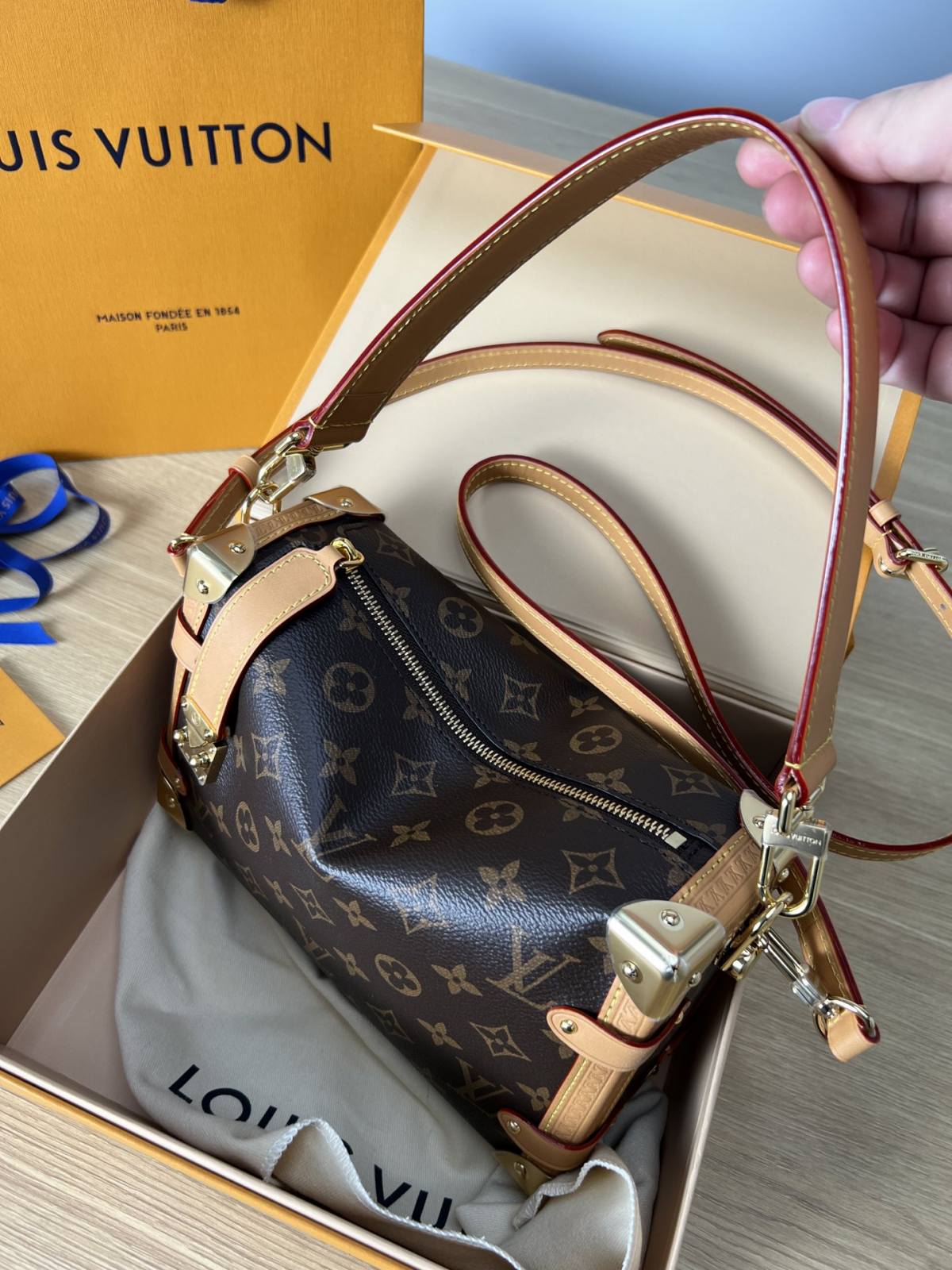 Ellebag’s 1:1 Replica of Louis Vuitton M46358 SIDE TRUNK Handbag: A Masterpiece of Craftsmanship(2024 Dec Updated)-Best Quality Fake Louis Vuitton Bag Online Store, Replica designer bag ru