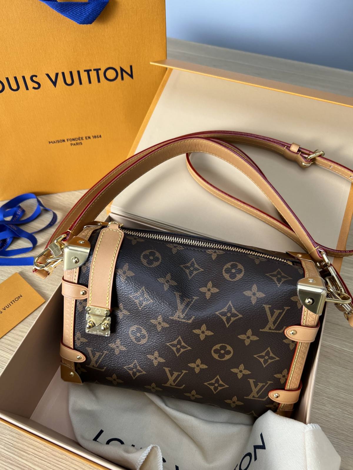 Ellebag’s 1:1 Replica of Louis Vuitton M46358 SIDE TRUNK Handbag: A Masterpiece of Craftsmanship(2024 Dec Updated)-Best Quality Fake Louis Vuitton Bag Online Store, Replica designer bag ru