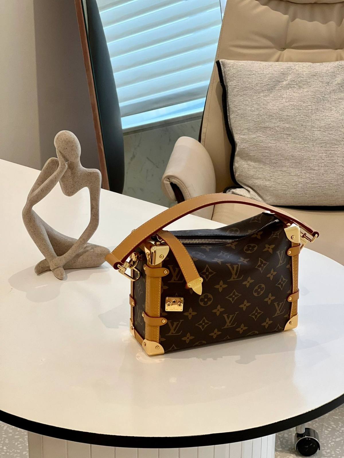 Ellebag’s 1:1 Replica of Louis Vuitton M46358 SIDE TRUNK Handbag: A Masterpiece of Craftsmanship(2024 Dec Updated)-Best Quality Fake Louis Vuitton Bag Online Store, Replica designer bag ru