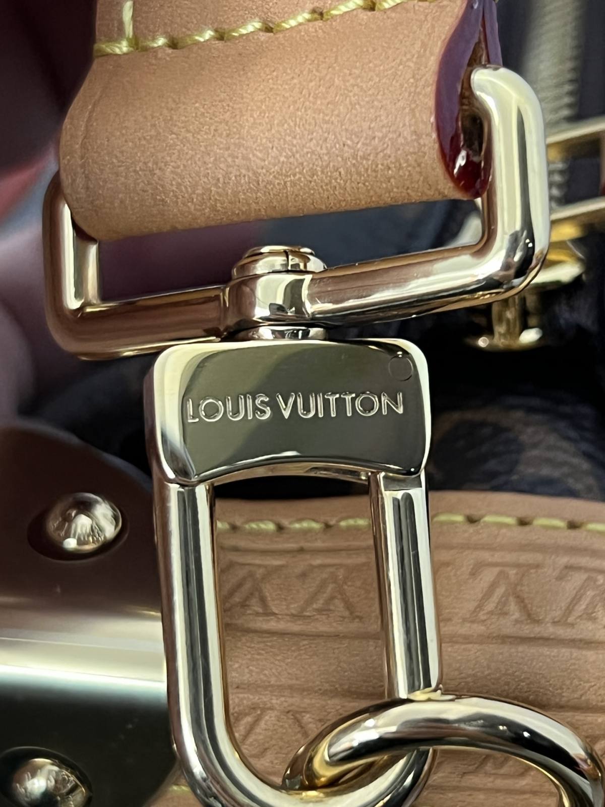 Ellebag’s 1:1 Replica of Louis Vuitton M46358 SIDE TRUNK Handbag: A Masterpiece of Craftsmanship(2024 Dec Updated)-Best Quality Fake Louis Vuitton Bag Online Store, Replica designer bag ru