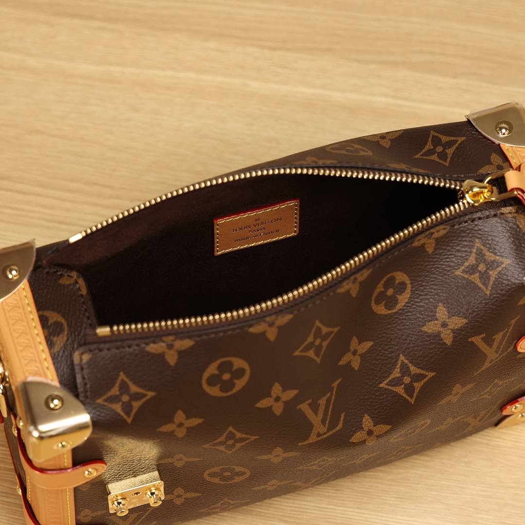 Ellebag’s 1:1 Replica of Louis Vuitton M46358 SIDE TRUNK Handbag: A Masterpiece of Craftsmanship(2024 Dec Updated)-Best Quality Fake Louis Vuitton Bag Online Store, Replica designer bag ru