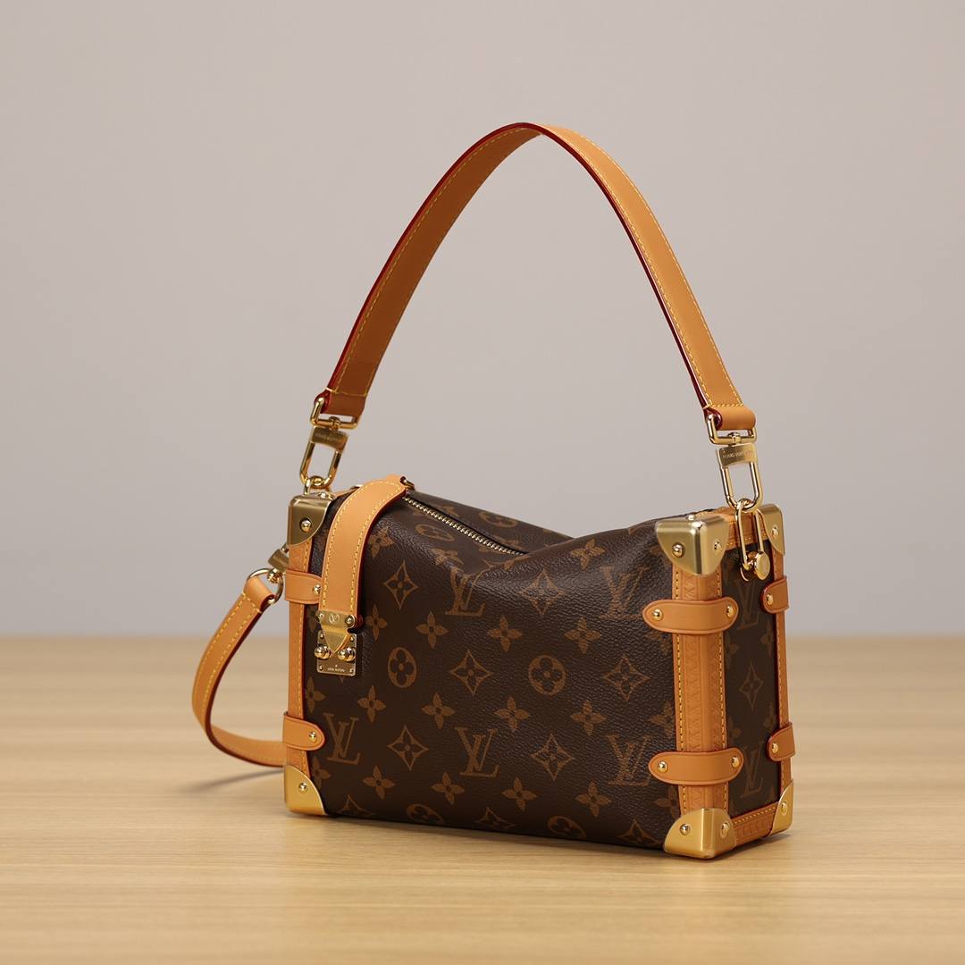 Ellebag’s 1:1 Replica of Louis Vuitton M46358 SIDE TRUNK Handbag: A Masterpiece of Craftsmanship(2024 Dec Updated)-Best Quality Fake Louis Vuitton Bag Online Store, Replica designer bag ru