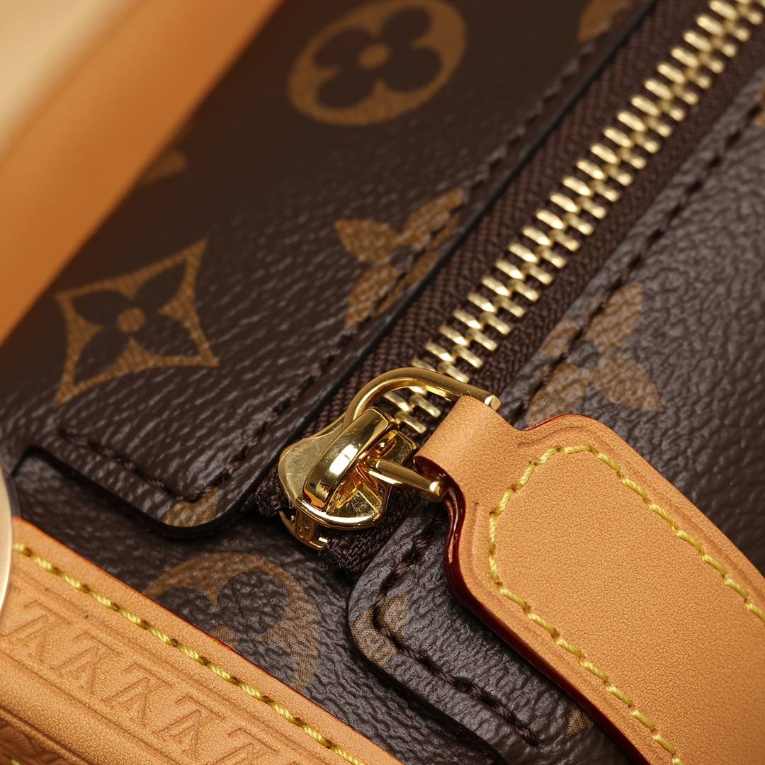 Ellebag’s 1:1 Replica of Louis Vuitton M46358 SIDE TRUNK Handbag: A Masterpiece of Craftsmanship(2024 Dec Updated)-Best Quality Fake Louis Vuitton Bag Online Store, Replica designer bag ru