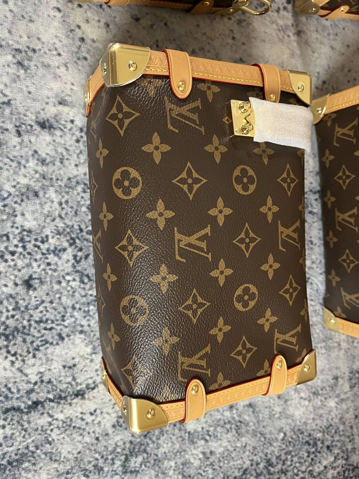 Ellebag’s 1:1 Replica of Louis Vuitton M46358 SIDE TRUNK Handbag: A Masterpiece of Craftsmanship(2024 Dec Updated)-Best Quality Fake Louis Vuitton Bag Online Store, Replica designer bag ru