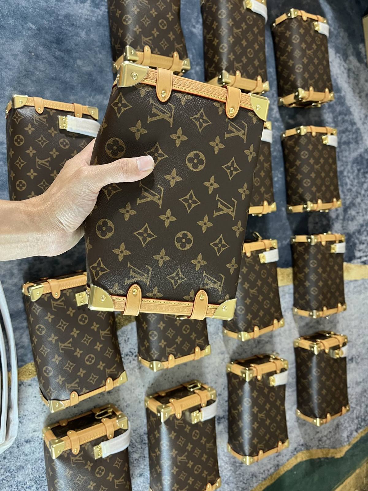 Ellebag’s 1:1 Replica of Louis Vuitton M46358 SIDE TRUNK Handbag: A Masterpiece of Craftsmanship(2024 Dec Updated)-Best Quality Fake Louis Vuitton Bag Online Store, Replica designer bag ru