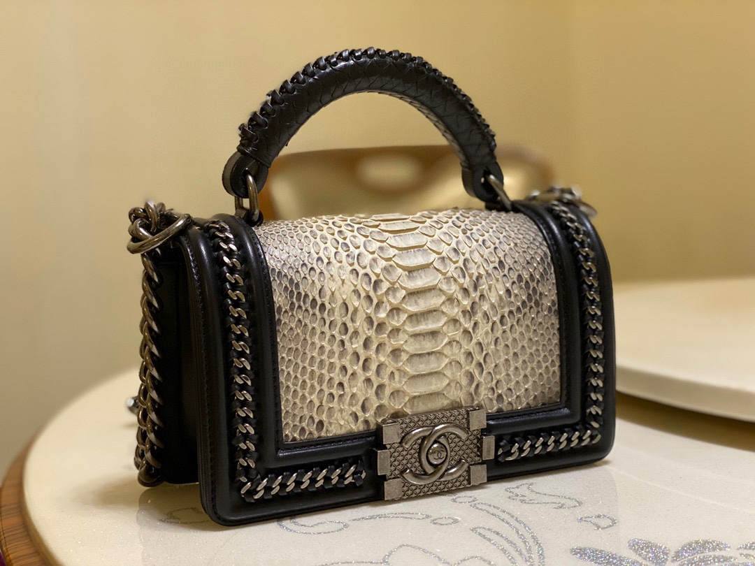 Ellebag super fake Chanel Le Boy Handle Bag: The Elegance of a 20cm Python Leather Handbag(2024 Dec Updated)-Best Quality Fake Louis Vuitton Bag Online Store, Replica designer bag ru