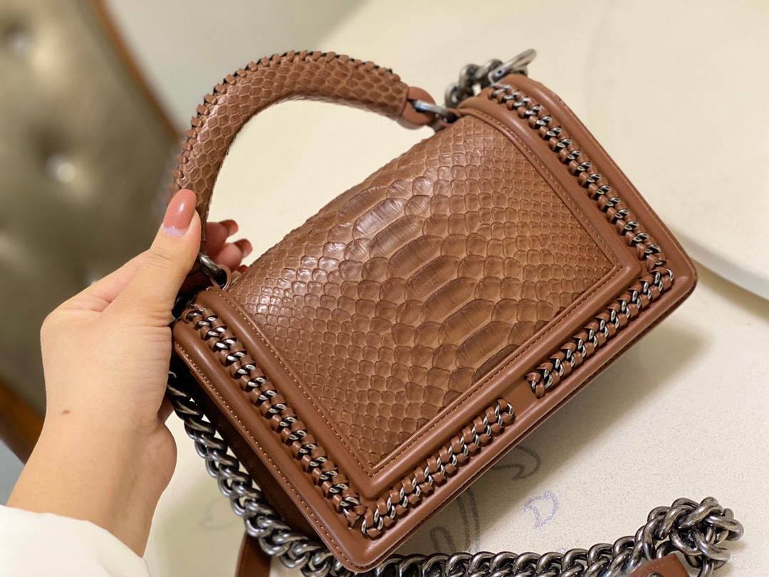 Ellebag super fake Chanel Le Boy Handle Bag: The Elegance of a 20cm Python Leather Handbag(2024 Dec Updated)-Best Quality Fake Louis Vuitton Bag Online Store, Replica designer bag ru