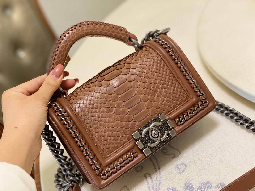 Ellebag super fake Chanel Le Boy Handle Bag: The Elegance of a 20cm Python Leather Handbag(2024 Dec Updated)-Best Quality Fake Louis Vuitton Bag Online Store, Replica designer bag ru