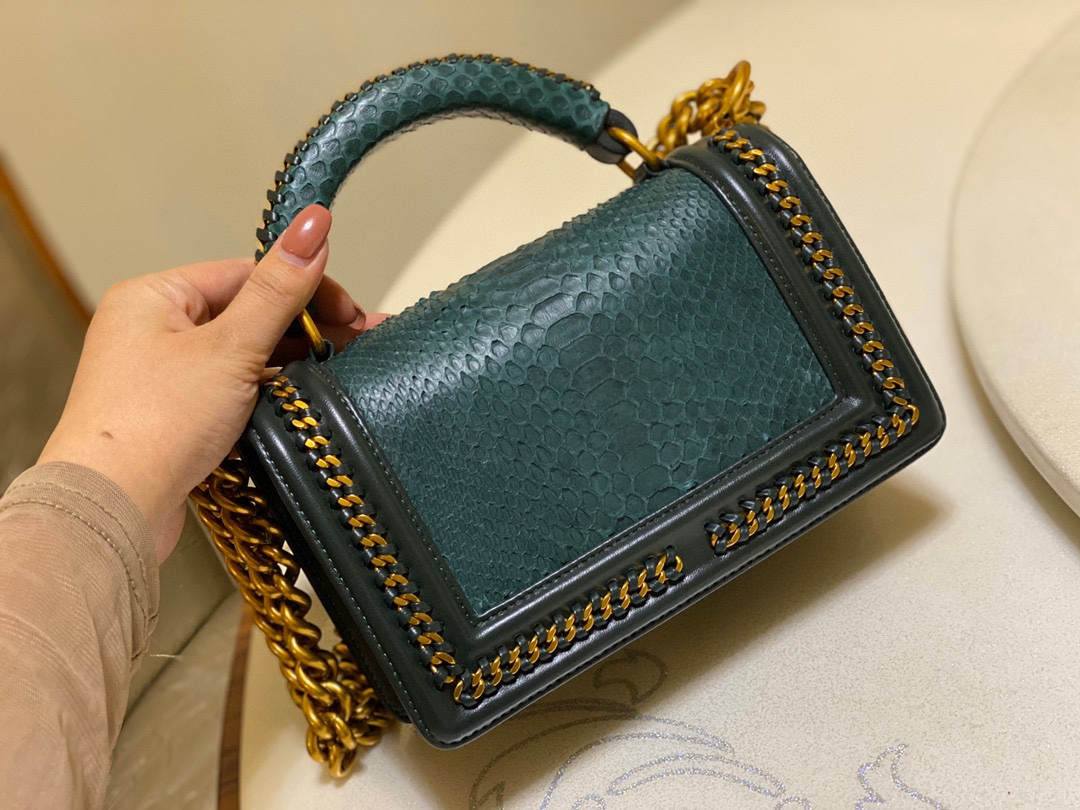 Ellebag super fake Chanel Le Boy Handle Bag: The Elegance of a 20cm Python Leather Handbag(2024 Dec Updated)-Best Quality Fake Louis Vuitton Bag Online Store, Replica designer bag ru