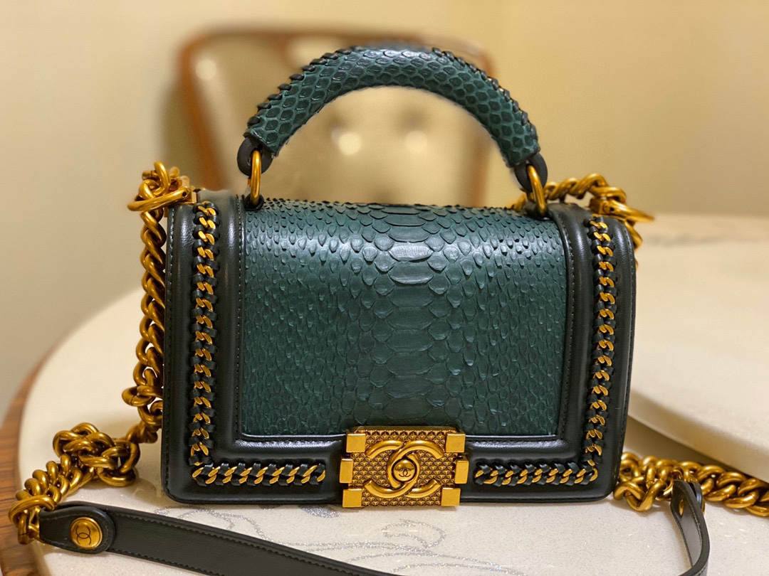 Ellebag super fake Chanel Le Boy Handle Bag: The Elegance of a 20cm Python Leather Handbag(2024 Dec Updated)-Best Quality Fake Louis Vuitton Bag Online Store, Replica designer bag ru