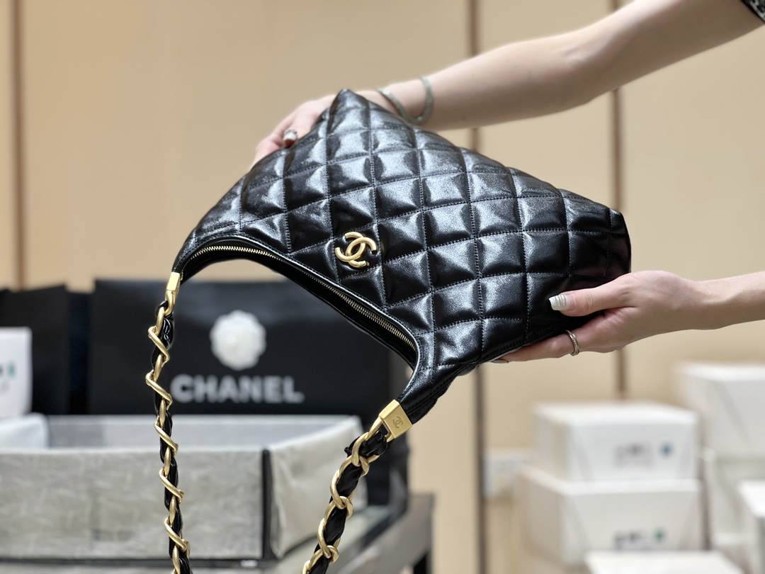 Ellebag super fake Chanel Medium Hobo Bag 2024: A Sophisticated Blend of Craftsmanship and Elegance(2024 Dec Updated)-Molemo ka ho Fetisisa Lebenkele la Lebenkele la Marang-rang la Fake Louis Vuitton, Replica designer bag ru