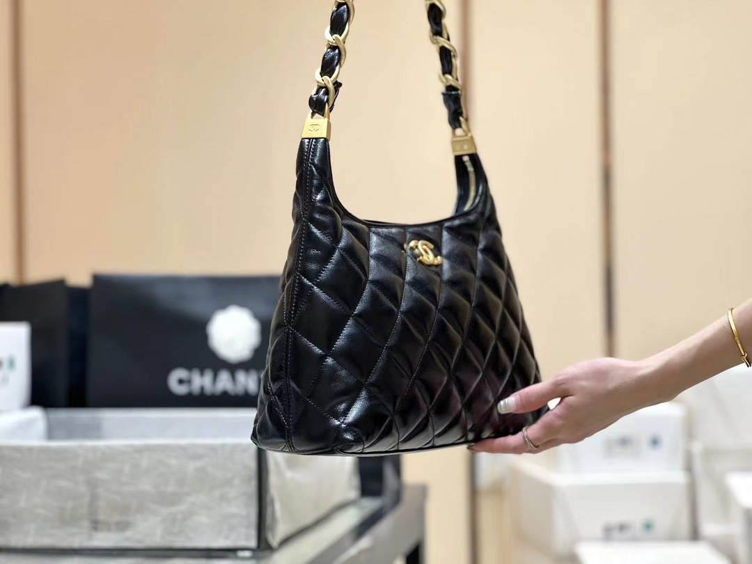 Ellebag super fake Chanel Medium Hobo Bag 2024: A Sophisticated Blend of Craftsmanship and Elegance(2024 Dec Updated)-Molemo ka ho Fetisisa Lebenkele la Lebenkele la Marang-rang la Fake Louis Vuitton, Replica designer bag ru