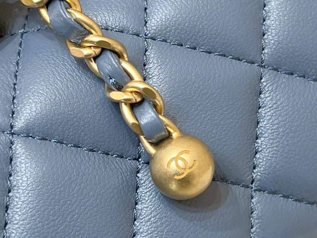 Ellebag super fake Chanel Mini CF with CC Gold Ball on Chain: A Study in Elegance and Craftsmanship(2024 Dec Updated)-Molemo ka ho Fetisisa Lebenkele la Lebenkele la Marang-rang la Fake Louis Vuitton, Replica designer bag ru