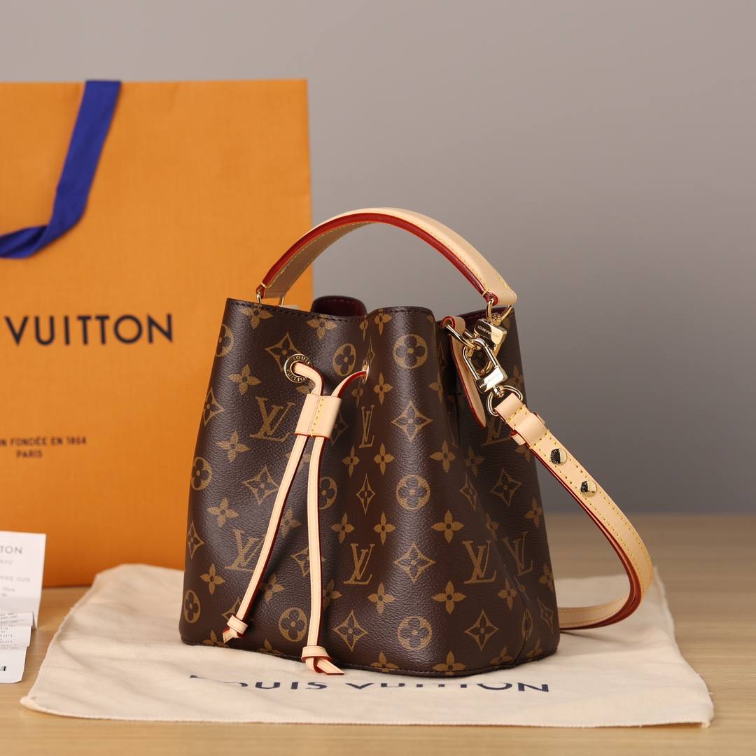 Ellebag’s 1:1 Replica of Louis Vuitton M46581 NÉONOÉ BB Medium Handbag: A Perfect Reproduction of Timeless Elegance(2024 Dec Updated)-Molemo ka ho Fetisisa Lebenkele la Lebenkele la Marang-rang la Fake Louis Vuitton, Replica designer bag ru