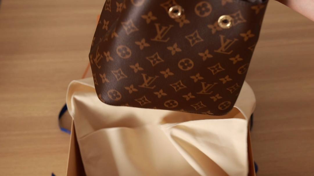 Ellebag’s 1:1 Replica of Louis Vuitton M46581 NÉONOÉ BB Medium Handbag: A Perfect Reproduction of Timeless Elegance(2024 Dec Updated)-Molemo ka ho Fetisisa Lebenkele la Lebenkele la Marang-rang la Fake Louis Vuitton, Replica designer bag ru