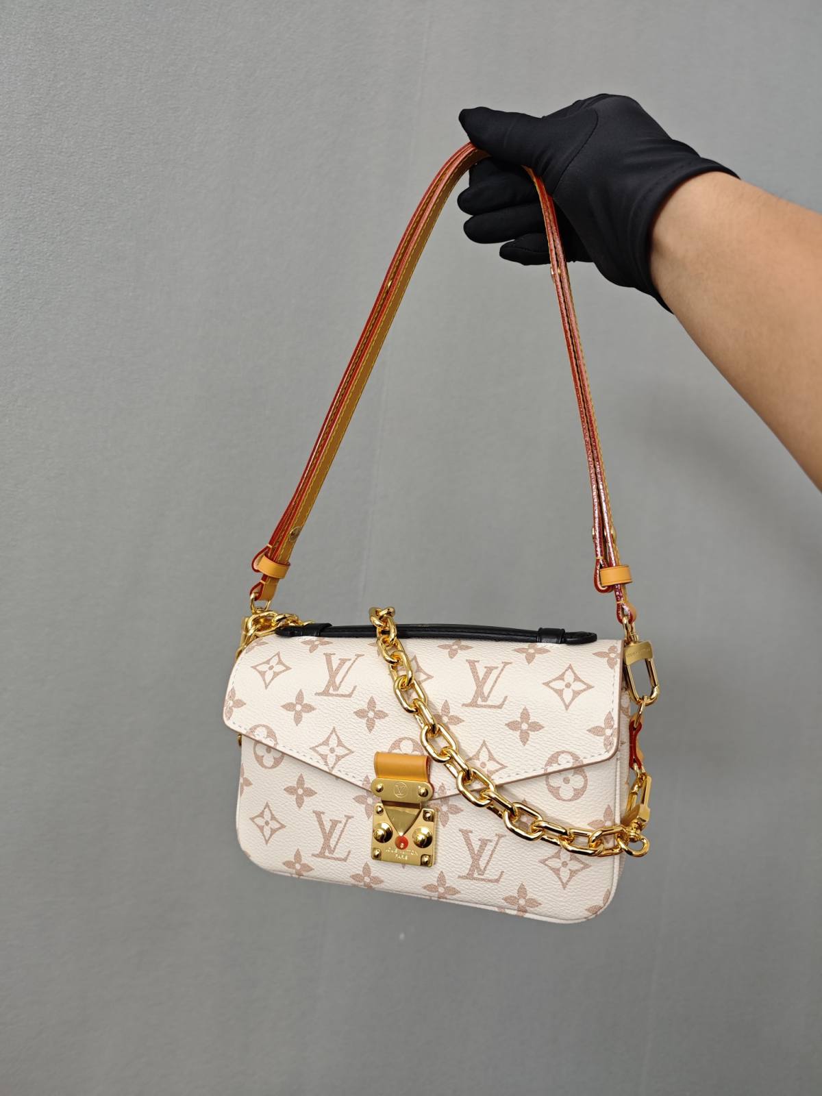 Ellebag’s 1:1 Replica of Louis Vuitton M46914 Pochette Métis East West: A Perfect Balance of Craftsmanship and Luxury (2024 Dec updated)-Molemo ka ho Fetisisa Lebenkele la Lebenkele la Marang-rang la Fake Louis Vuitton, Replica designer bag ru