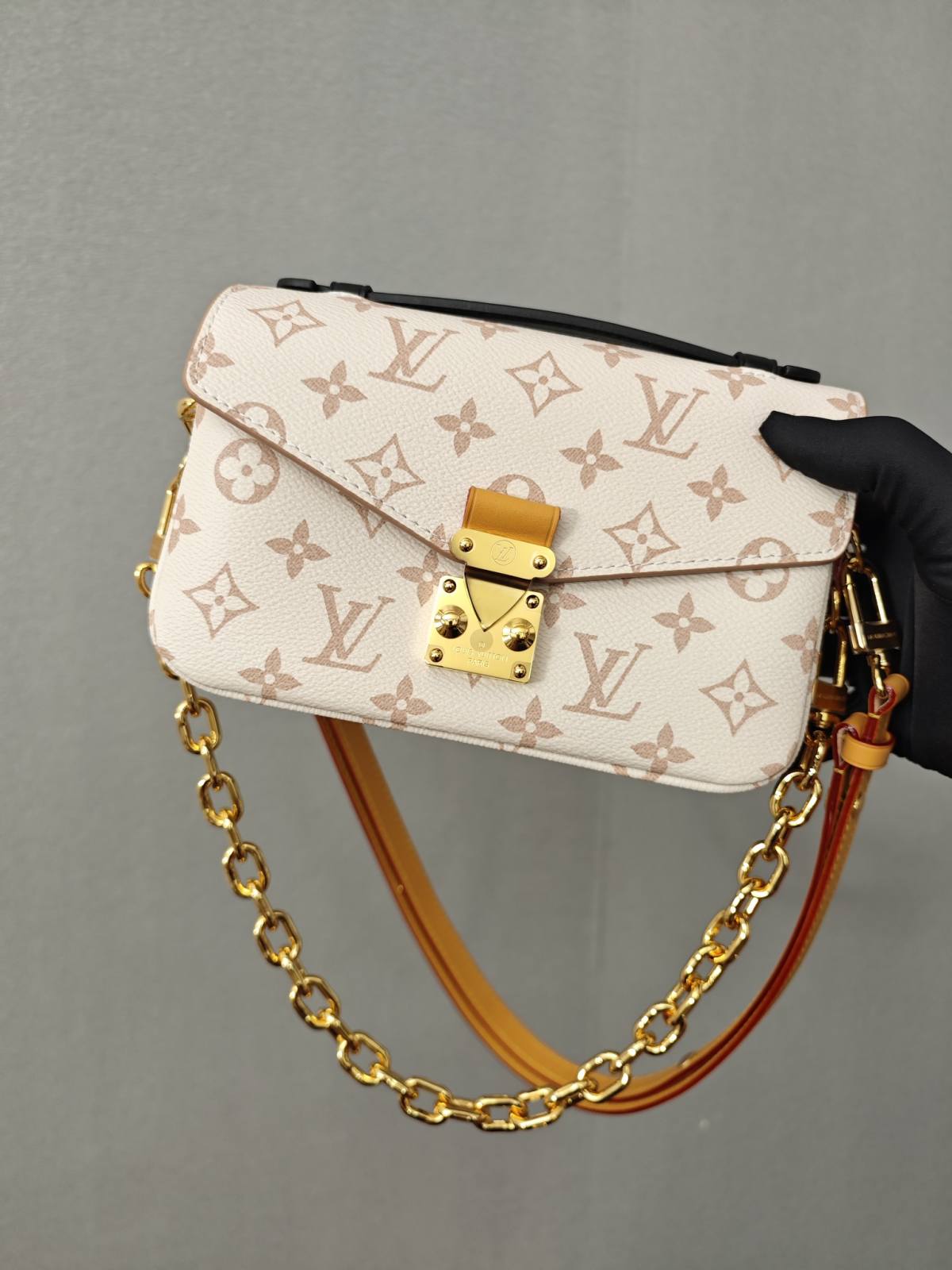 Ellebag’s 1:1 Replica of Louis Vuitton M46914 Pochette Métis East West: A Perfect Balance of Craftsmanship and Luxury (2024 Dec updated)-Molemo ka ho Fetisisa Lebenkele la Lebenkele la Marang-rang la Fake Louis Vuitton, Replica designer bag ru