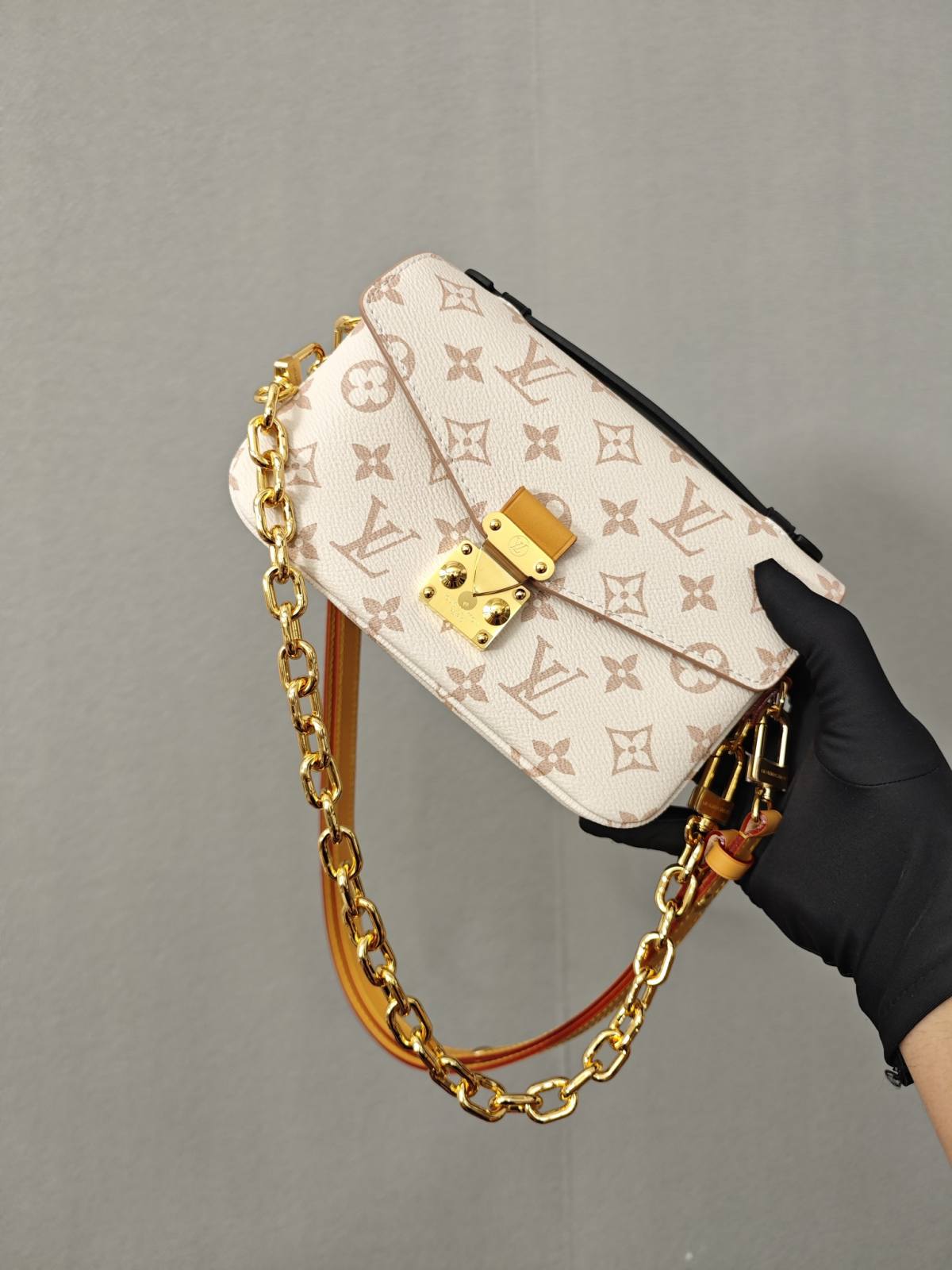 Ellebag’s 1:1 Replica of Louis Vuitton M46914 Pochette Métis East West: A Perfect Balance of Craftsmanship and Luxury (2024 Dec updated)-Molemo ka ho Fetisisa Lebenkele la Lebenkele la Marang-rang la Fake Louis Vuitton, Replica designer bag ru