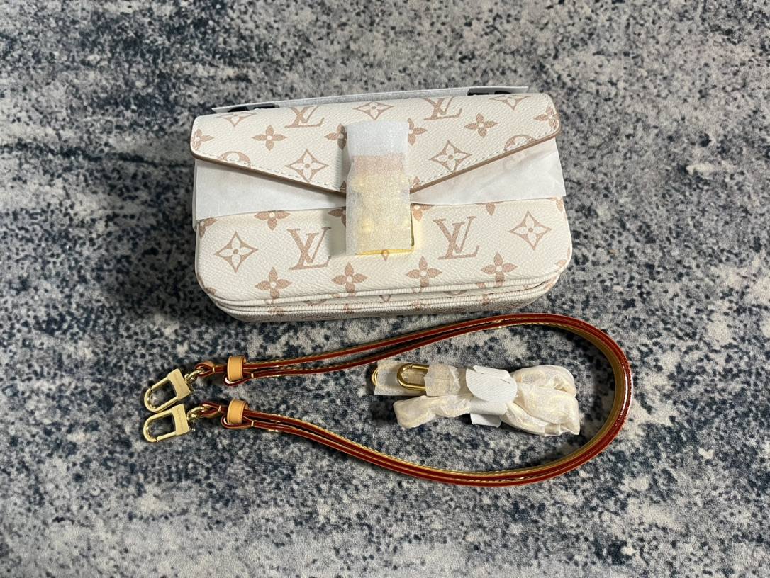 Ellebag’s 1:1 Replica of Louis Vuitton M46914 Pochette Métis East West: A Perfect Balance of Craftsmanship and Luxury (2024 Dec updated)-Molemo ka ho Fetisisa Lebenkele la Lebenkele la Marang-rang la Fake Louis Vuitton, Replica designer bag ru