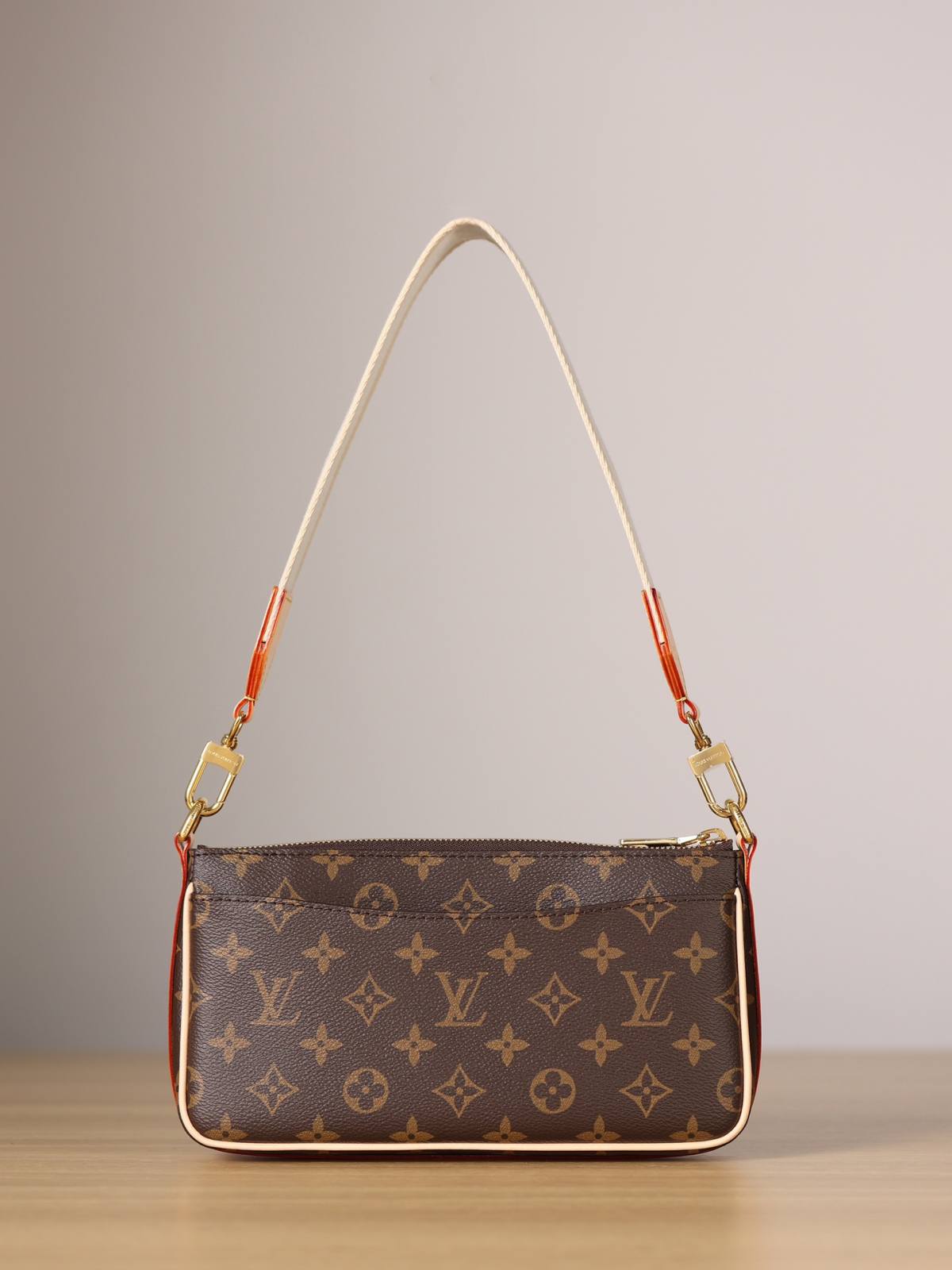 Ellebag’s 1:1 Replica of Louis Vuitton M46999 Vibe Handbag: A Masterpiece of Craftsmanship (2024 Dec updated)-Molemo ka ho Fetisisa Lebenkele la Lebenkele la Marang-rang la Fake Louis Vuitton, Replica designer bag ru