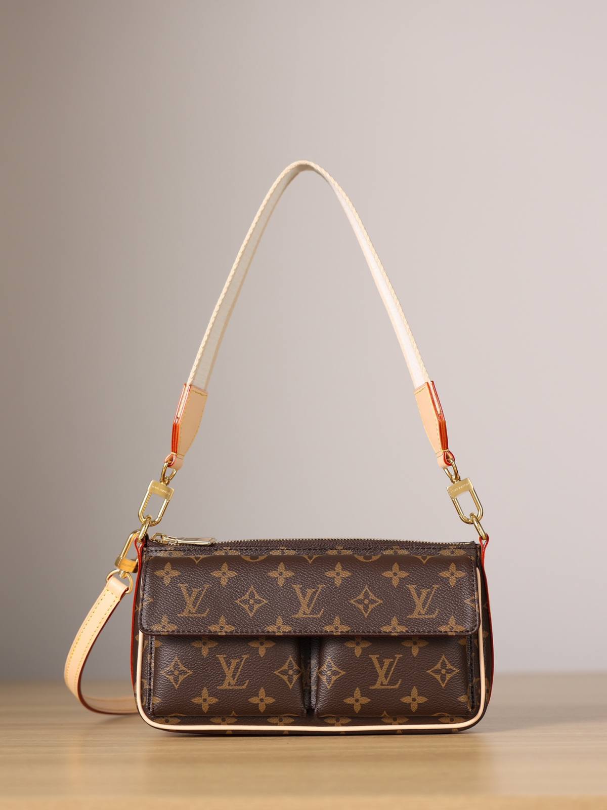 Ellebag’s 1:1 Replica of Louis Vuitton M46999 Vibe Handbag: A Masterpiece of Craftsmanship (2024 Dec updated)-Molemo ka ho Fetisisa Lebenkele la Lebenkele la Marang-rang la Fake Louis Vuitton, Replica designer bag ru