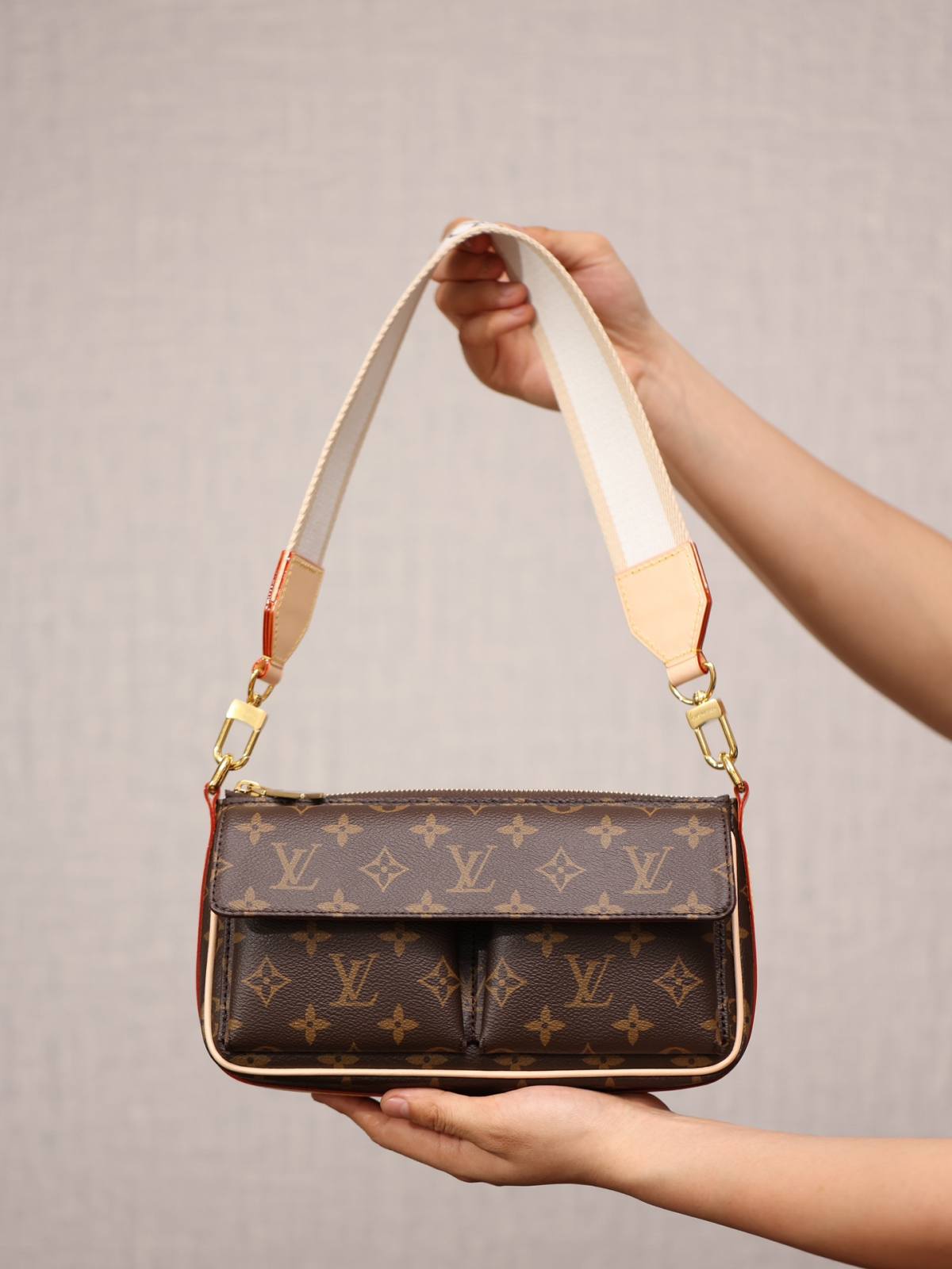 Ellebag’s 1:1 Replica of Louis Vuitton M46999 Vibe Handbag: A Masterpiece of Craftsmanship (2024 Dec updated)-Molemo ka ho Fetisisa Lebenkele la Lebenkele la Marang-rang la Fake Louis Vuitton, Replica designer bag ru