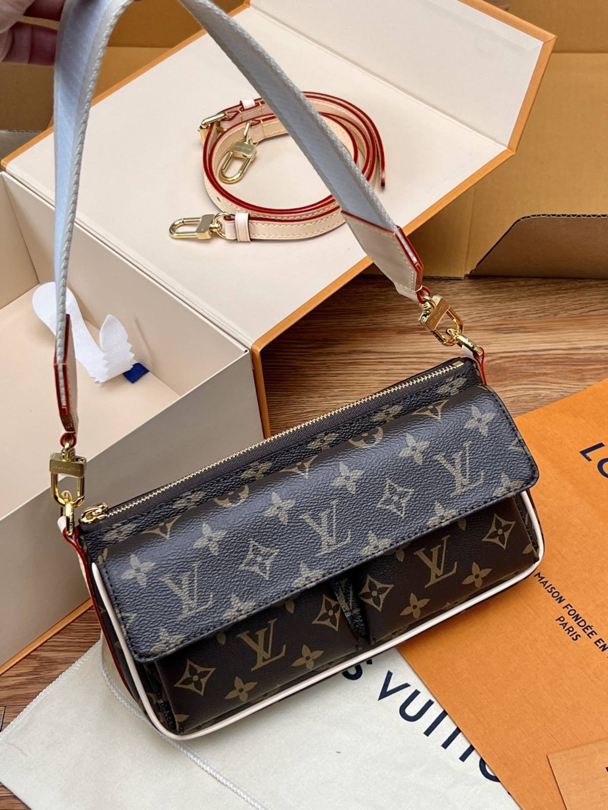 Ellebag’s 1:1 Replica of Louis Vuitton M46999 Vibe Handbag: A Masterpiece of Craftsmanship (2024 Dec updated)-Molemo ka ho Fetisisa Lebenkele la Lebenkele la Marang-rang la Fake Louis Vuitton, Replica designer bag ru