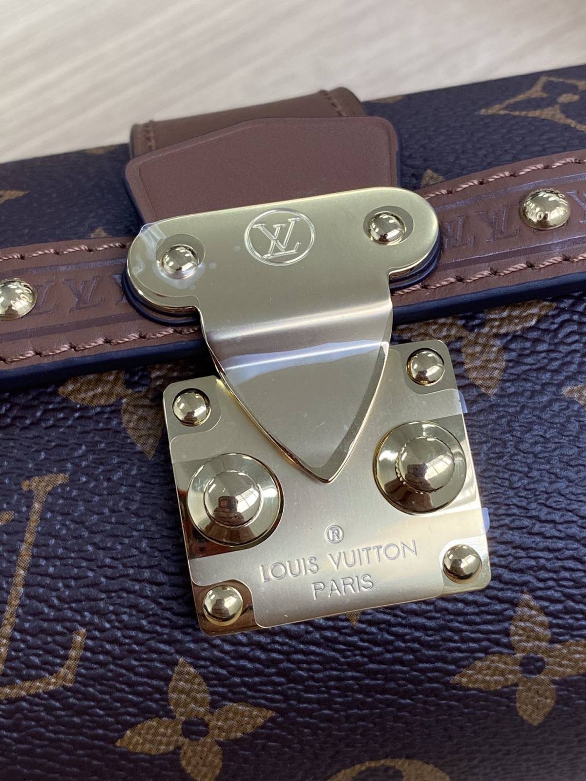 Ellebag’s 1:1 Replica of Louis Vuitton M58655 Papillon – Perfecting the Monogram Craftsmanship (2024 Dec updated)-Best Quality Fake Louis Vuitton Bag Online Store, Replica designer bag ru