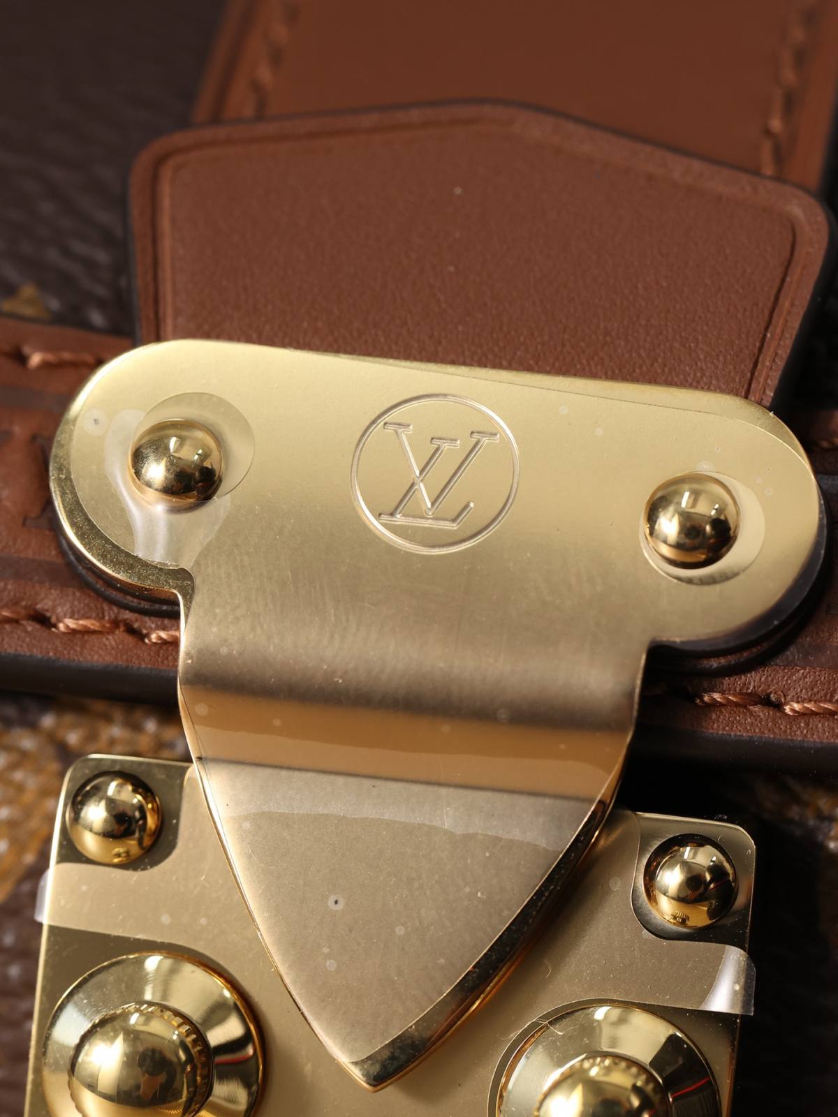 Ellebag’s 1:1 Replica of Louis Vuitton M58655 Papillon – Perfecting the Monogram Craftsmanship (2024 Dec updated)-Best Quality Fake Louis Vuitton Bag Online Store, Replica designer bag ru