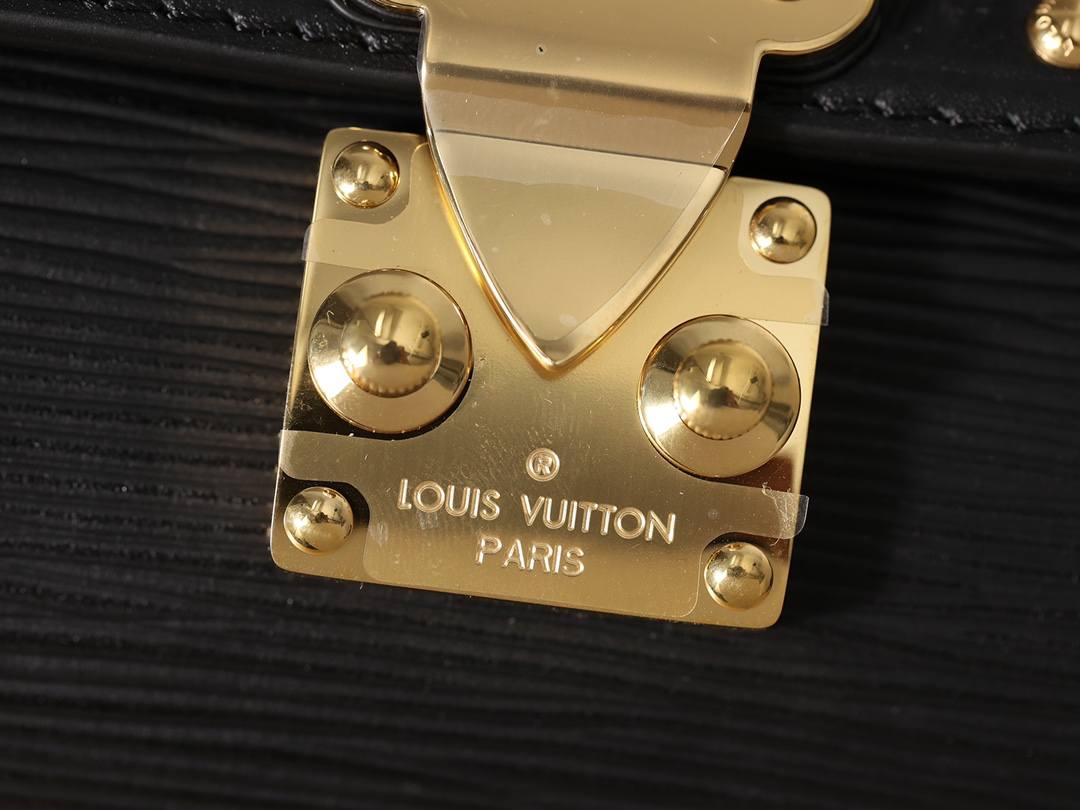 Ellebag’s 1:1 Replica of Louis Vuitton M58655 Papillon Trunk – A Timeless Barrel-Shaped Masterpiece(2024 Dec Updated)-Best Quality Fake Louis Vuitton Bag Online Store, Replica designer bag ru