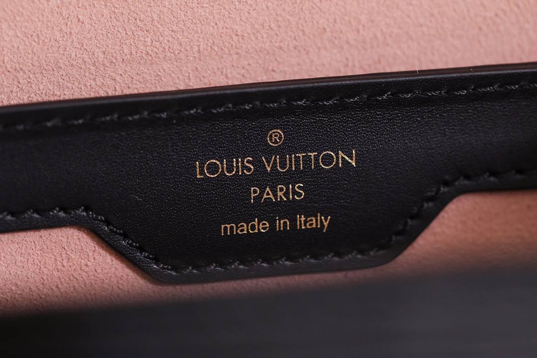 Ellebag’s 1:1 Replica of Louis Vuitton M58655 Papillon Trunk – A Timeless Barrel-Shaped Masterpiece(2024 Dec Updated)-Best Quality Fake Louis Vuitton Bag Online Store, Replica designer bag ru