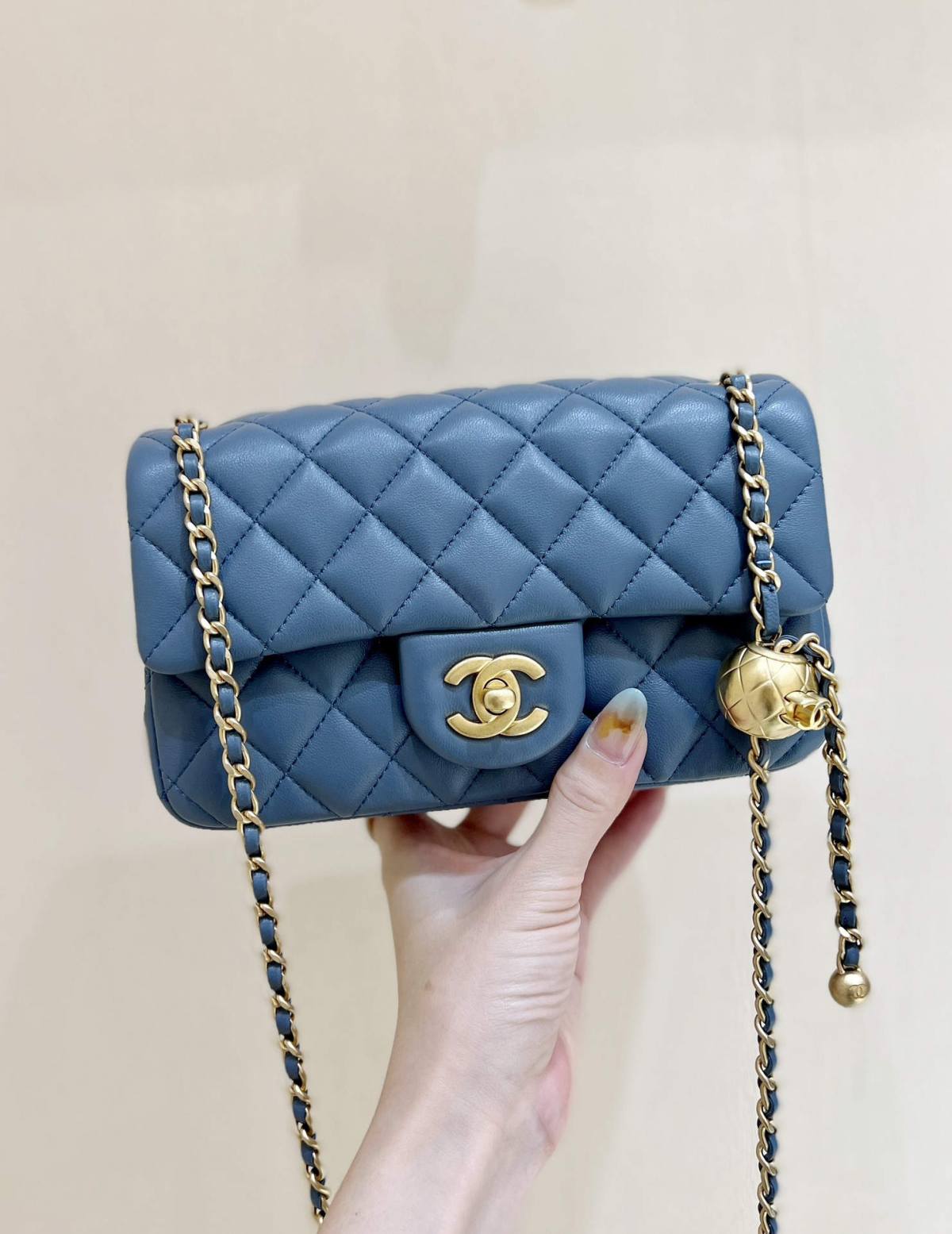 Ellebag super fake Chanel Mini Flap Bag with CC Gold Ball on Chain: A Sky-Blue Elegance(2024 Dec Updated)-Best Quality Fake Louis Vuitton Bag Online Store, Replica designer bag ru