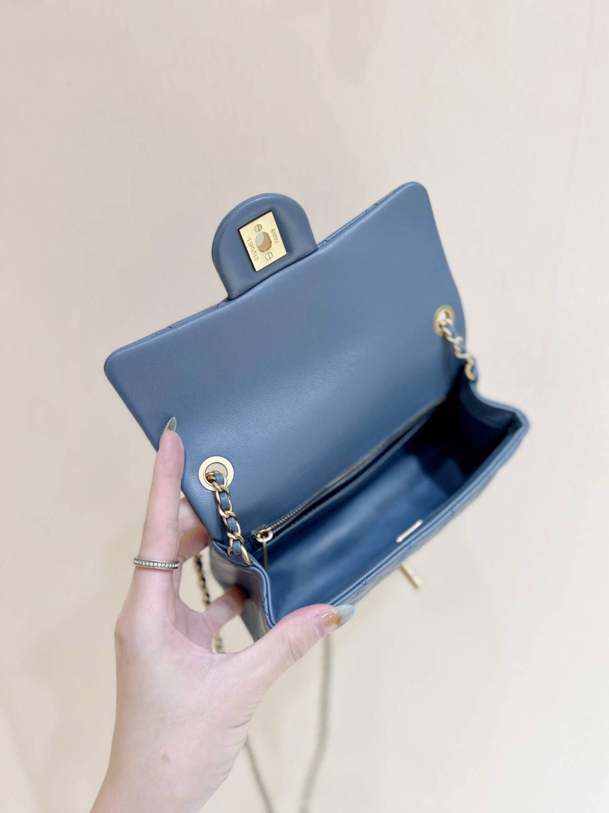 Ellebag super fake Chanel Mini Flap Bag with CC Gold Ball on Chain: A Sky-Blue Elegance(2024 Dec Updated)-Best Quality Fake Louis Vuitton Bag Online Store, Replica designer bag ru