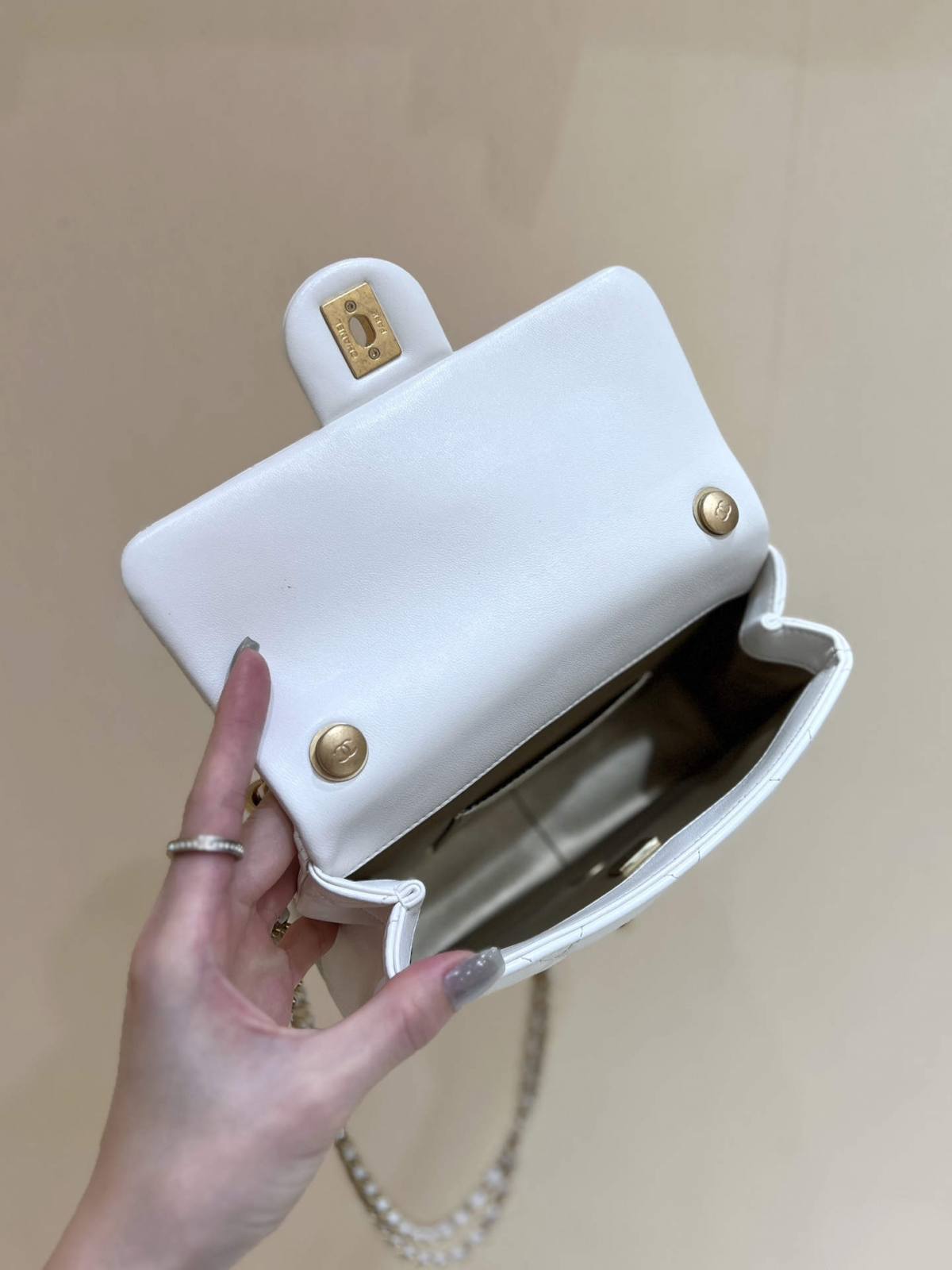 Ellebag super fake Chanel Small Flap Bag AS4861: A Reflection of Timeless Craftsmanship(2024 Dec Updated)-Best Quality Fake Louis Vuitton Bag Online Store, Replica designer bag ru