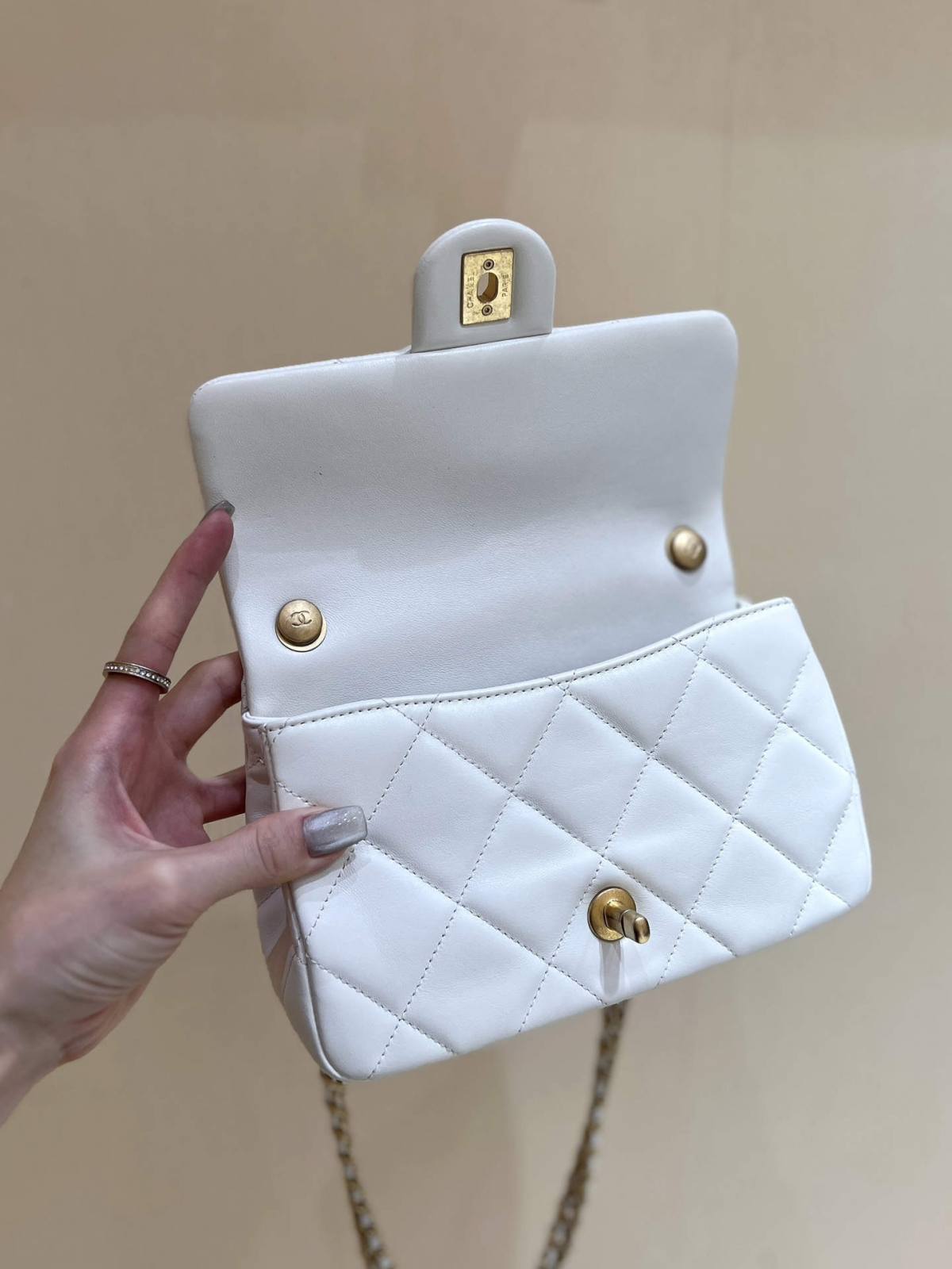 Ellebag super fake Chanel Small Flap Bag AS4861: A Reflection of Timeless Craftsmanship(2024 Dec Updated)-Best Quality Fake Louis Vuitton Bag Online Store, Replica designer bag ru