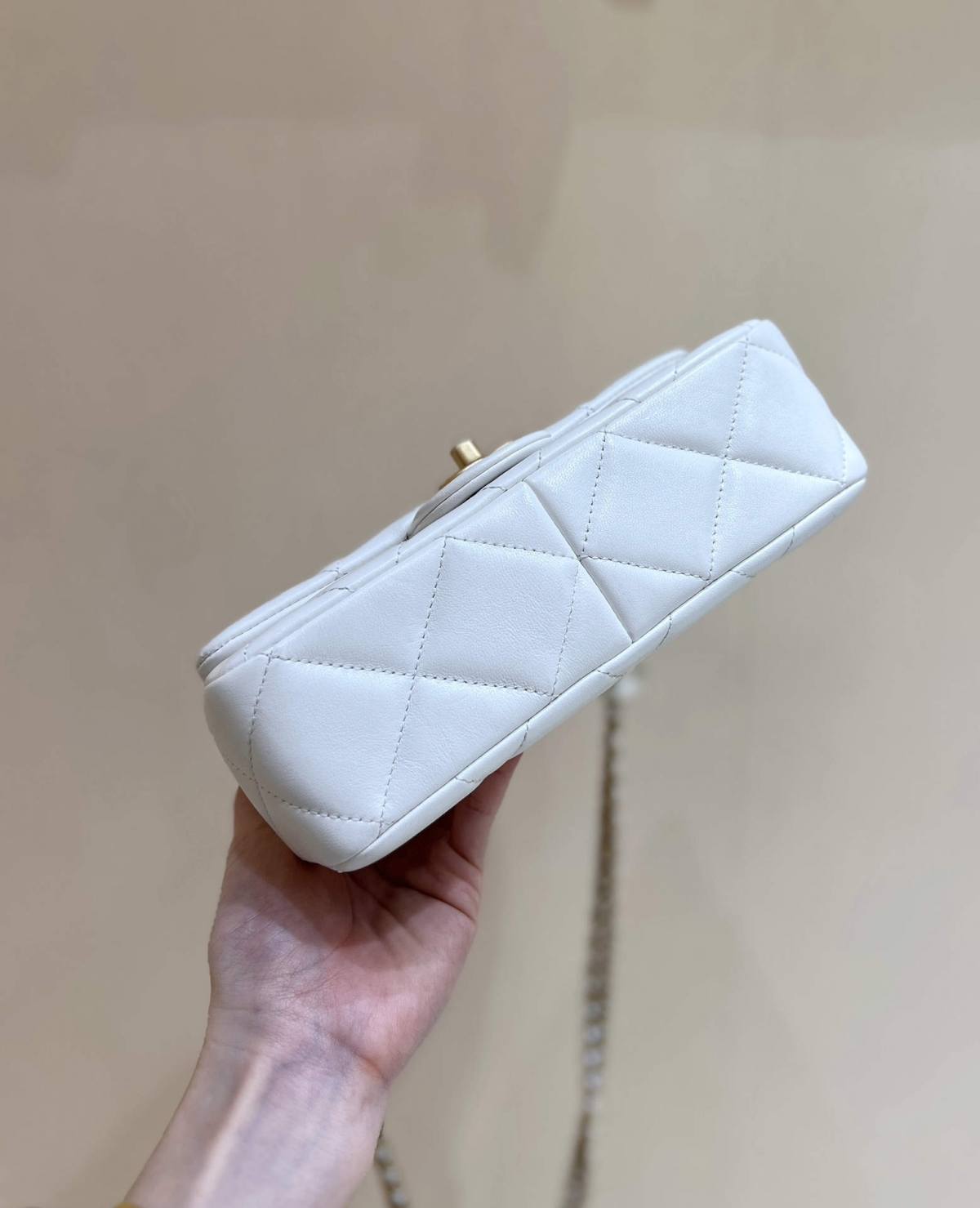 Ellebag super fake Chanel Small Flap Bag AS4861: A Reflection of Timeless Craftsmanship(2024 Dec Updated)-Best Quality Fake Louis Vuitton Bag Online Store, Replica designer bag ru