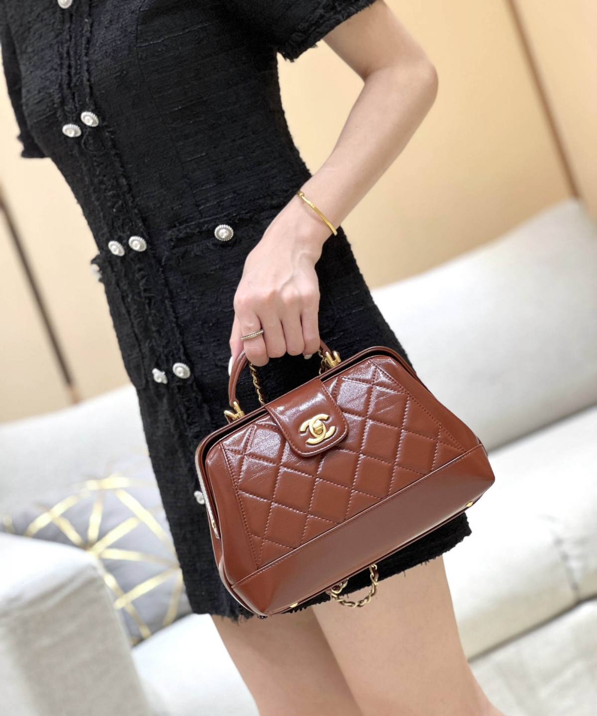 Ellebag super fake Chanel’s Oil Wax Leather Hobo Bag(2024 Dec Updated)-Best Quality Fake Louis Vuitton Bag Online Store, Replica designer bag ru