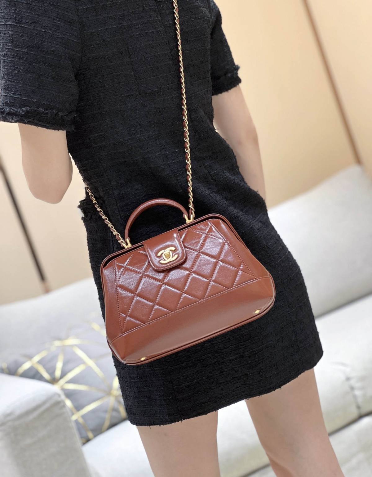 Ellebag super fake Chanel’s Oil Wax Leather Hobo Bag(2024 Dec Updated)-Best Quality Fake Louis Vuitton Bag Online Store, Replica designer bag ru