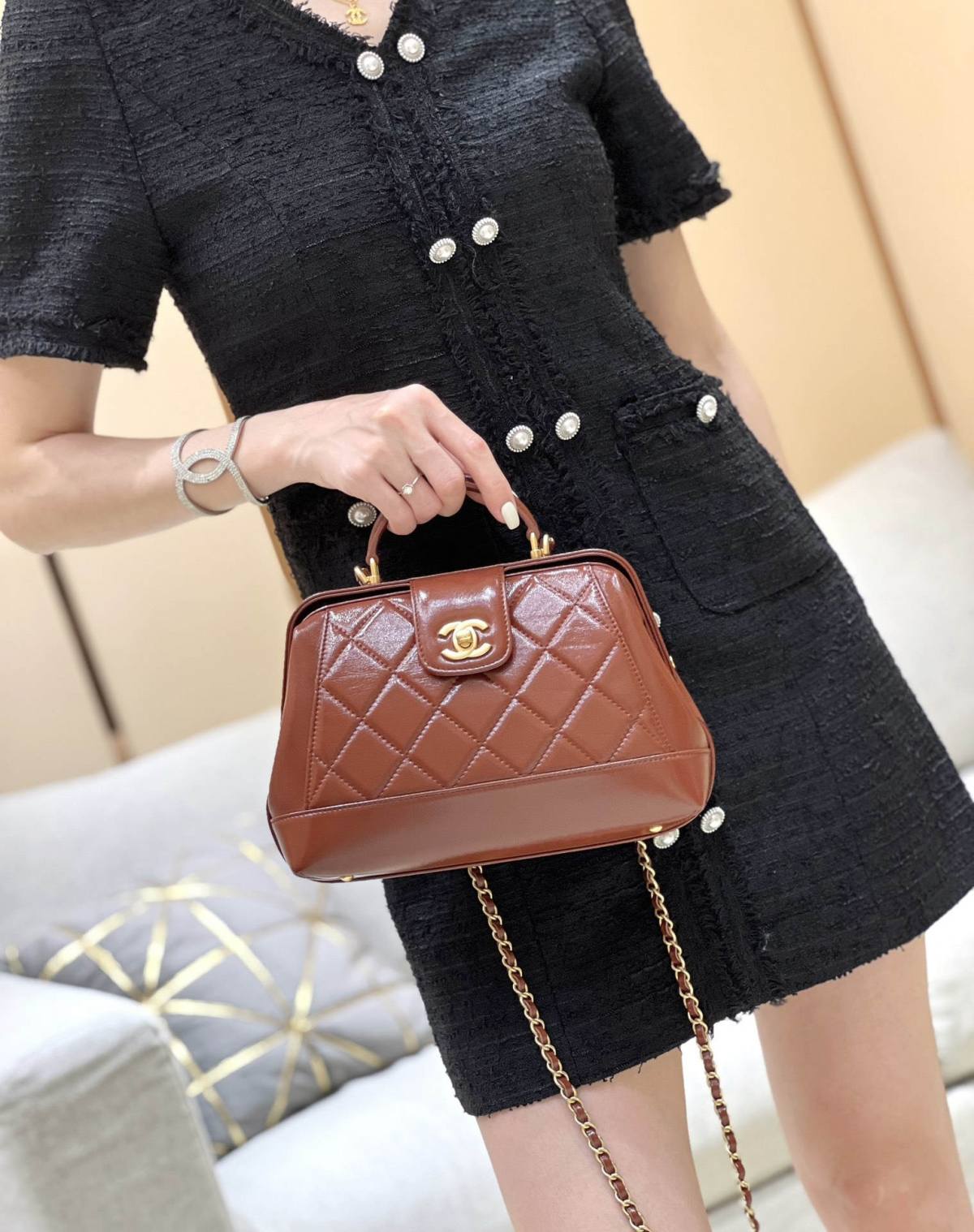 Ellebag super fake Chanel’s Oil Wax Leather Hobo Bag(2024 Dec Updated)-Best Quality Fake Louis Vuitton Bag Online Store, Replica designer bag ru