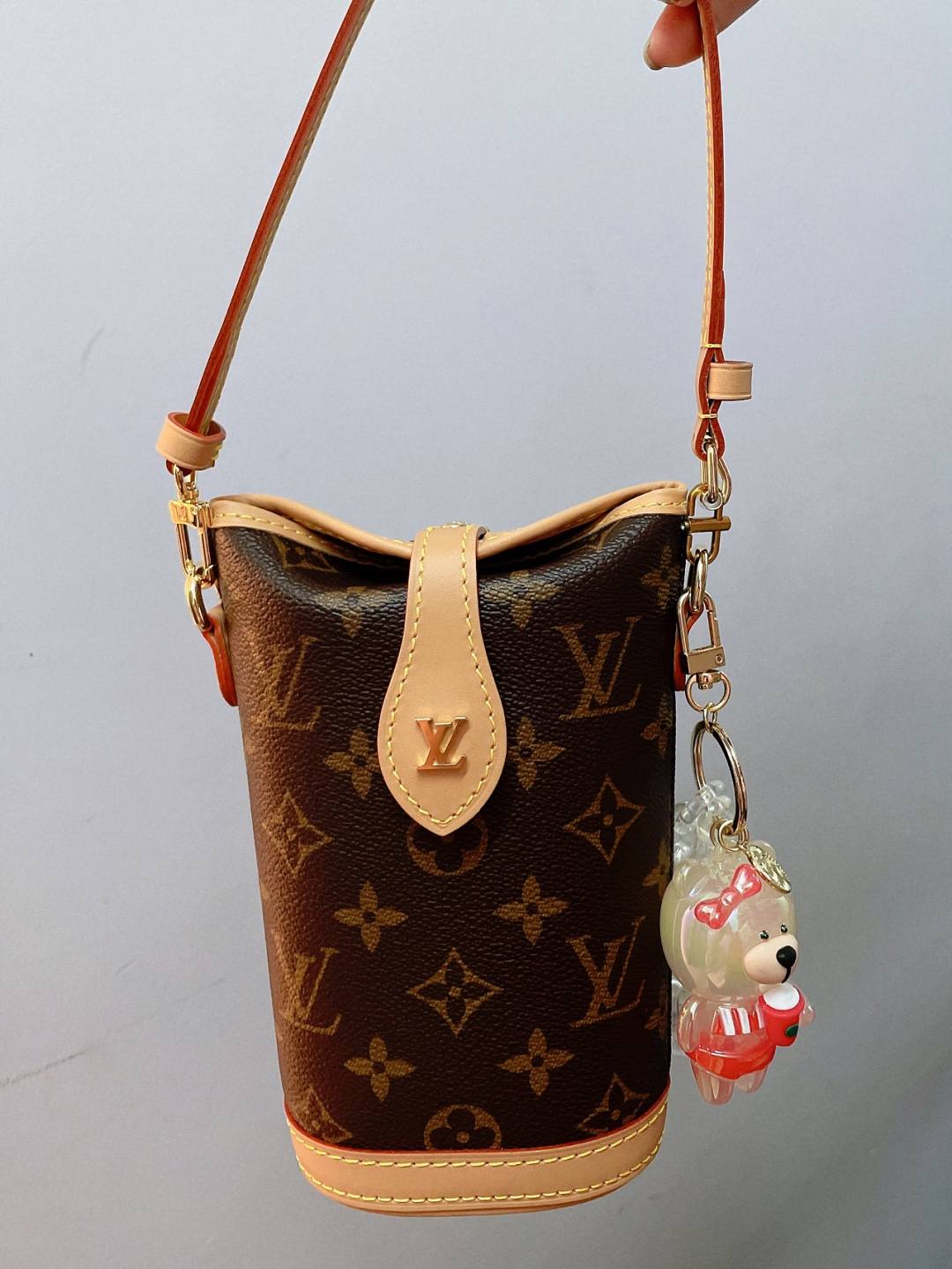 Ellebag’s 1:1 Replica of Louis Vuitton M80874 Mini Fold Me Clutch: A Masterclass in Craftsmanship and Luxury(2024 Dec Updated)-Best Quality Fake Louis Vuitton Bag Online Store, Replica designer bag ru