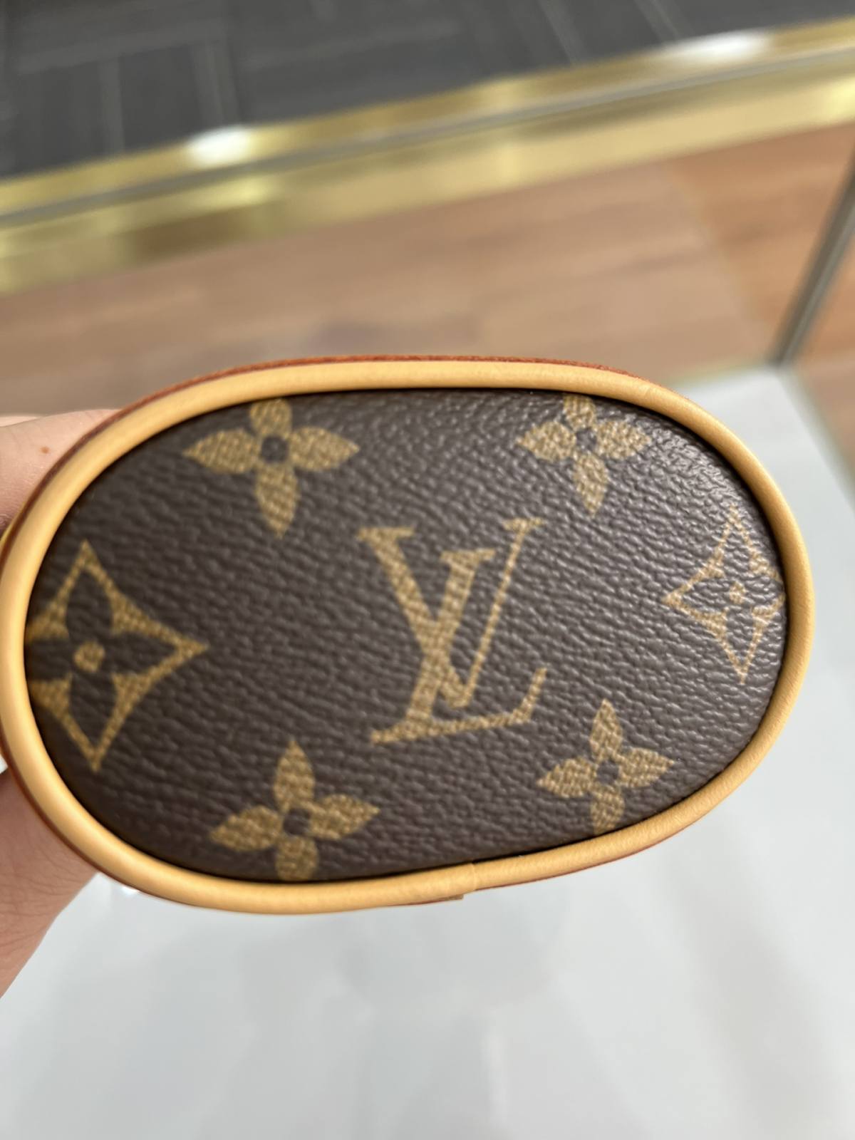 Ellebag’s 1:1 Replica of Louis Vuitton M80874 Mini Fold Me Clutch: A Masterclass in Craftsmanship and Luxury(2024 Dec Updated)-Best Quality Fake Louis Vuitton Bag Online Store, Replica designer bag ru