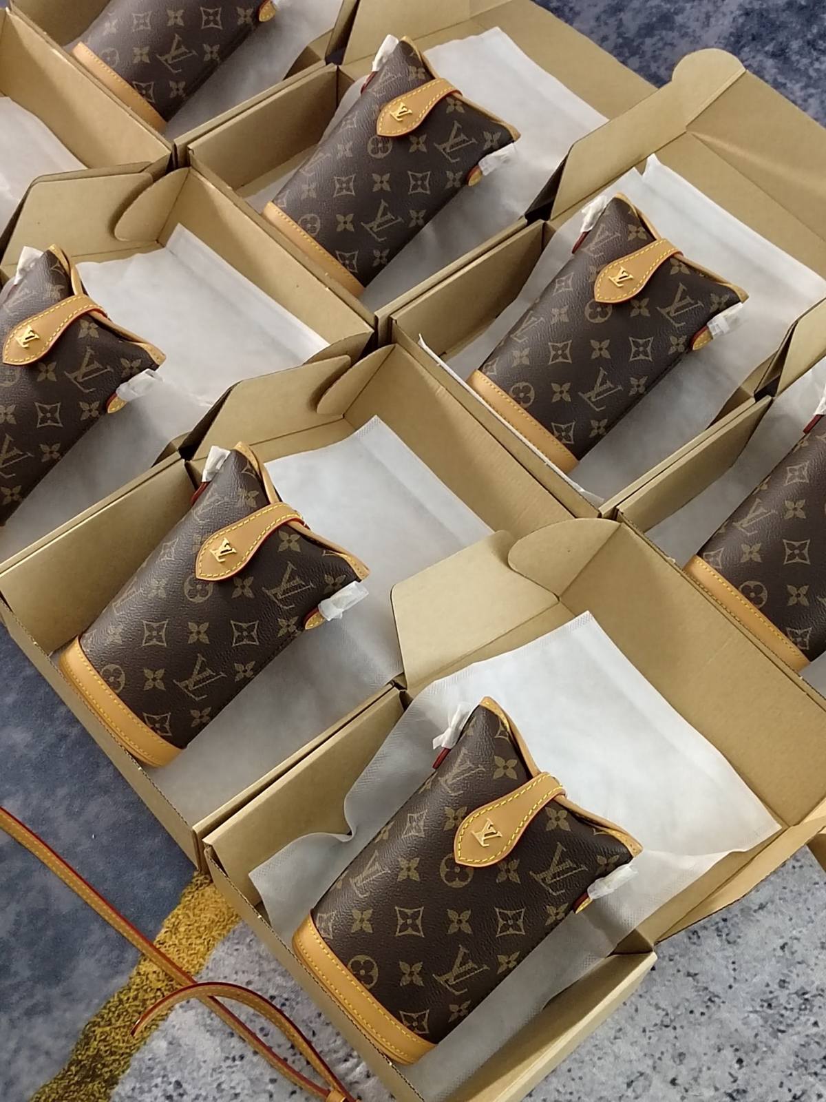 Ellebag’s 1:1 Replica of Louis Vuitton M80874 Mini Fold Me Clutch: A Masterclass in Craftsmanship and Luxury(2024 Dec Updated)-Best Quality Fake Louis Vuitton Bag Online Store, Replica designer bag ru