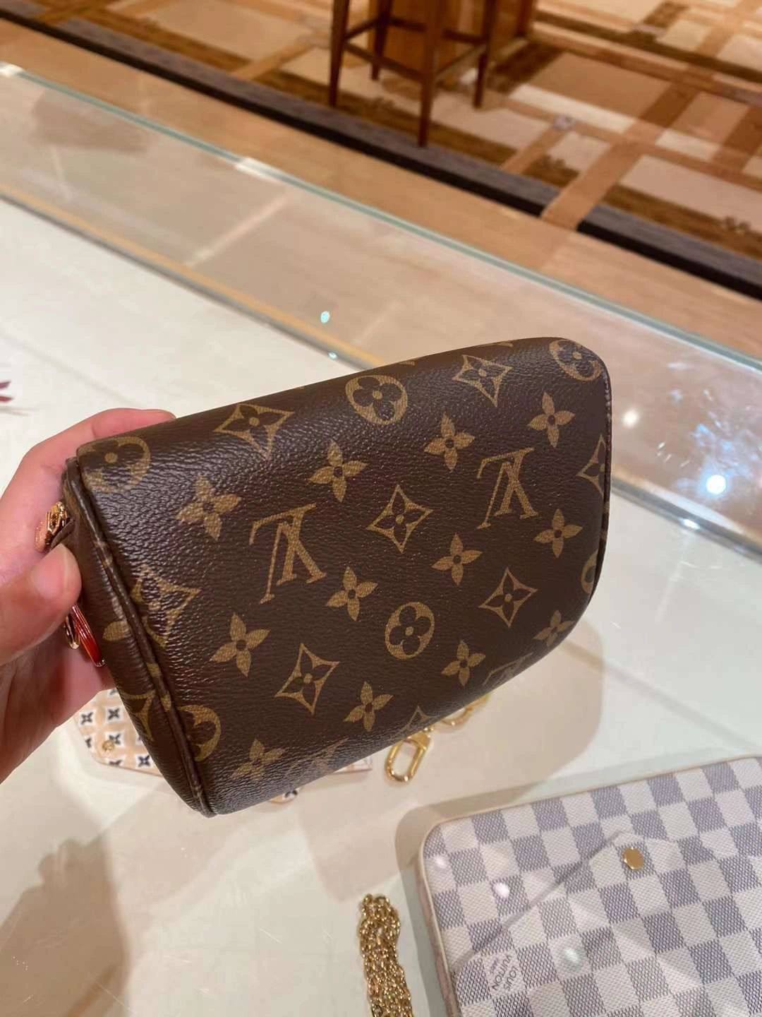 Ellebag’s 1:1 Replica of Louis Vuitton M82335 Mini Bumbag – A Luxurious Fusion of Style and Function(2024 Dec Updated)-Best Quality Fake Louis Vuitton Bag Online Store, Replica designer bag ru