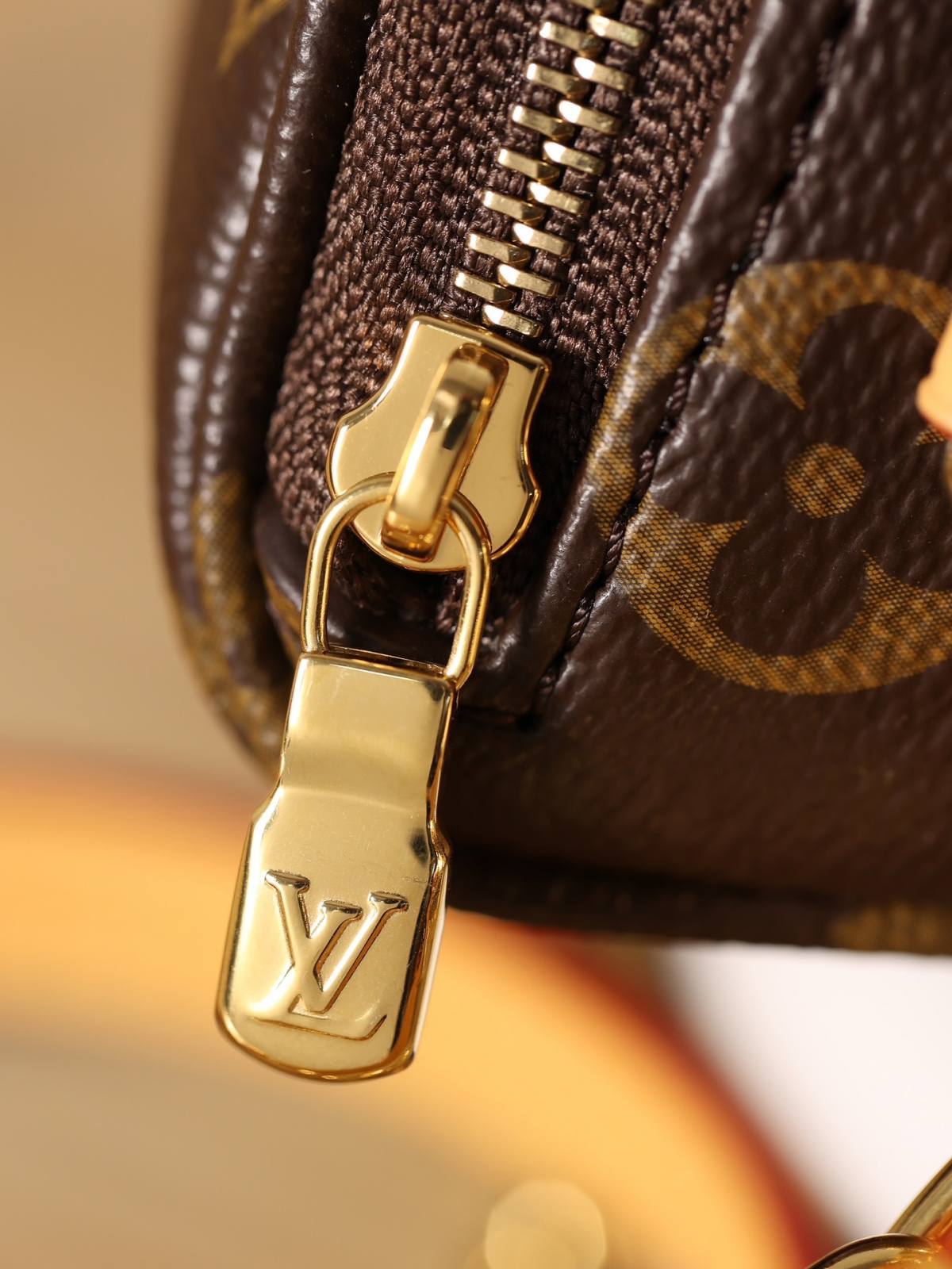 Ellebag’s 1:1 Replica of Louis Vuitton M82335 Mini Bumbag – A Luxurious Fusion of Style and Function(2024 Dec Updated)-Best Quality Fake Louis Vuitton Bag Online Store, Replica designer bag ru