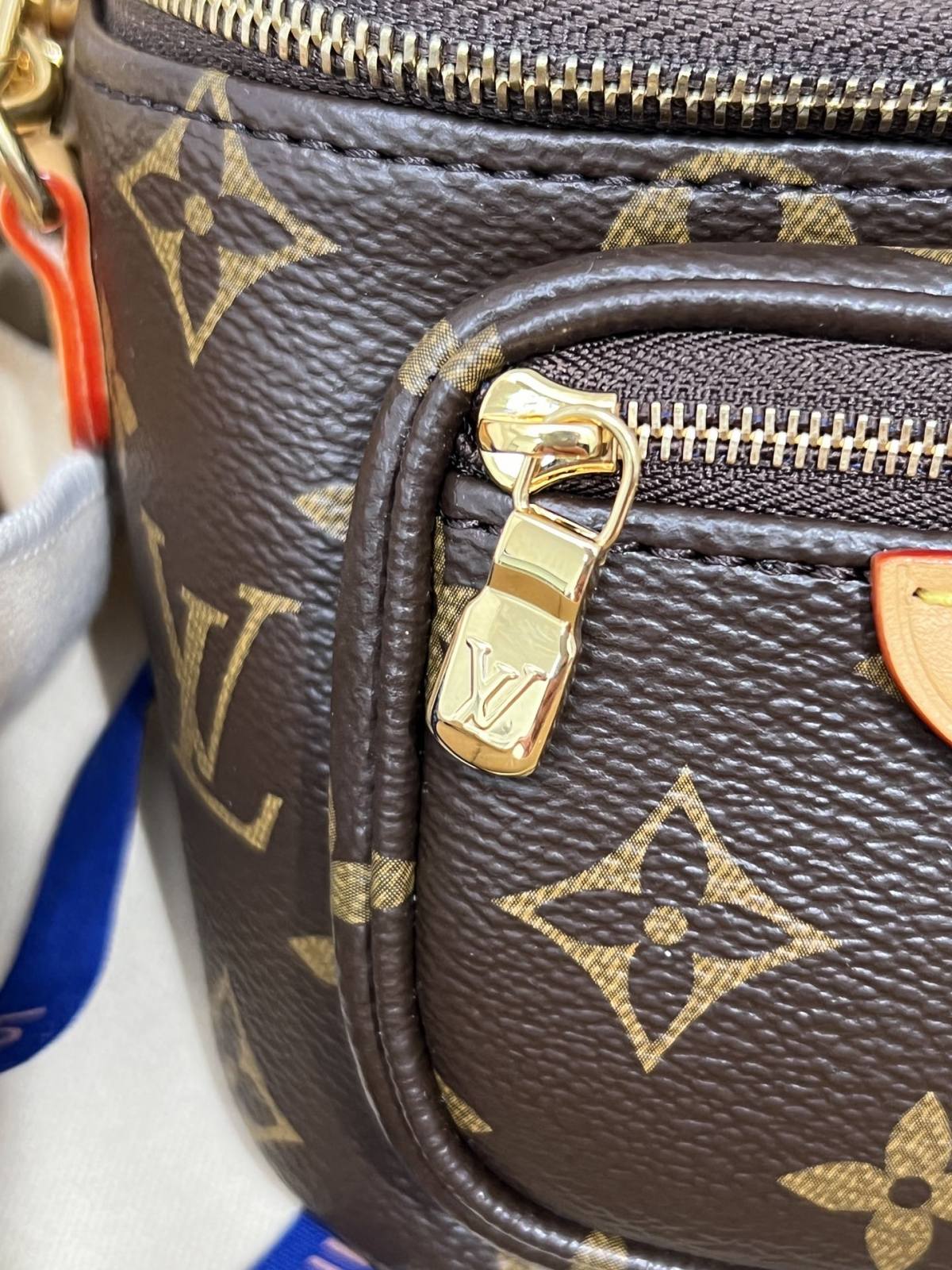 Ellebag’s 1:1 Replica of Louis Vuitton M82335 Mini Bumbag – A Luxurious Fusion of Style and Function(2024 Dec Updated)-Best Quality Fake Louis Vuitton Bag Online Store, Replica designer bag ru