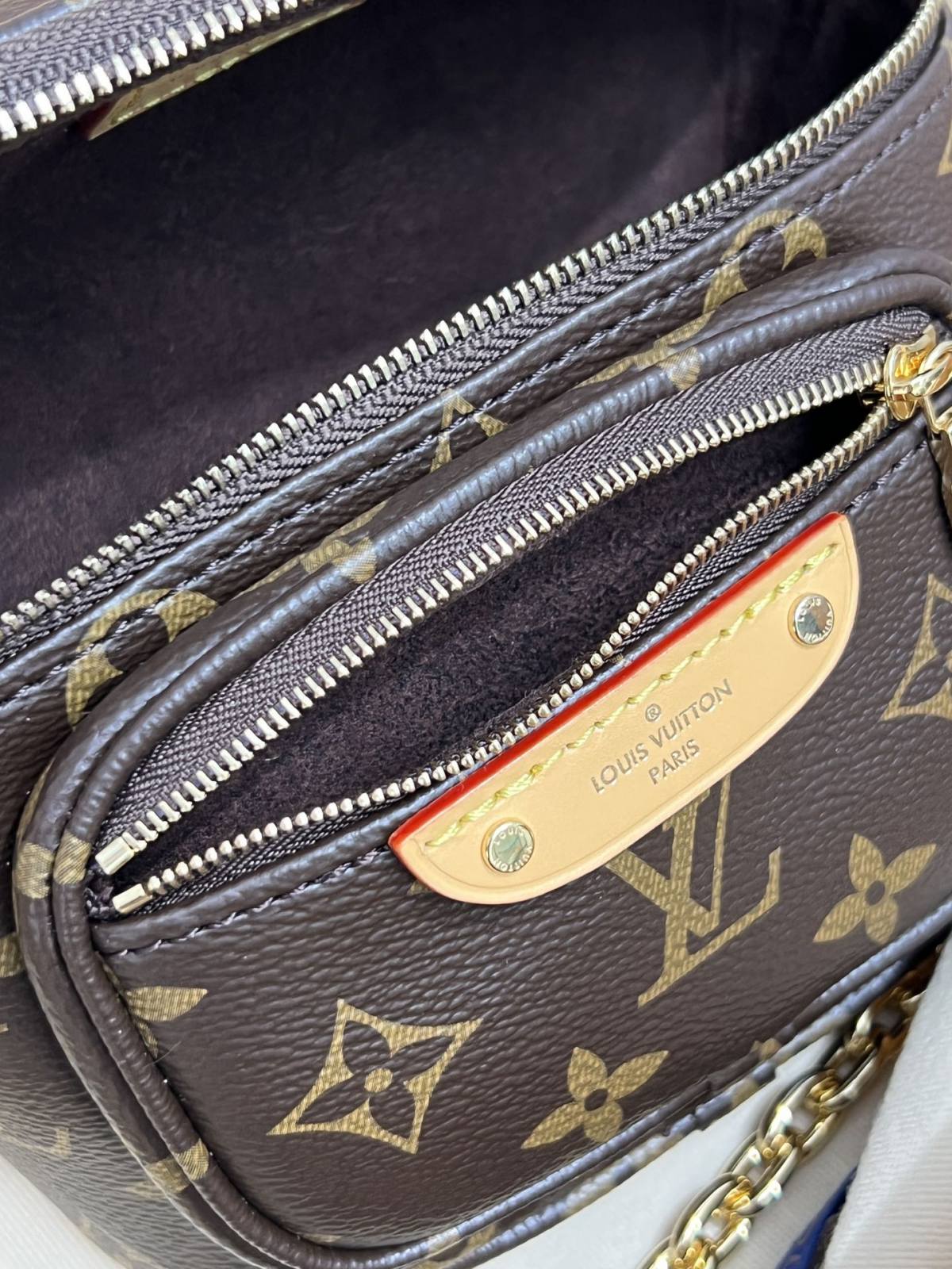 Ellebag’s 1:1 Replica of Louis Vuitton M82335 Mini Bumbag – A Luxurious Fusion of Style and Function(2024 Dec Updated)-Best Quality Fake Louis Vuitton Bag Online Store, Replica designer bag ru