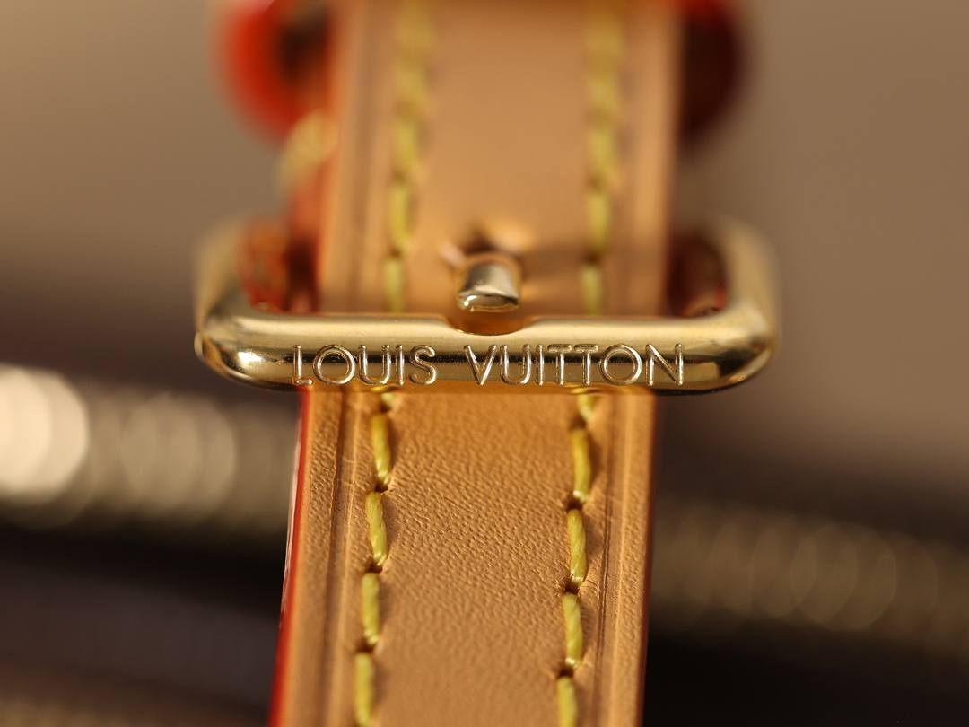 Ellebag’s 1:1 Replica of Louis Vuitton M82335 Mini Bumbag – A Luxurious Fusion of Style and Function(2024 Dec Updated)-Best Quality Fake Louis Vuitton Bag Online Store, Replica designer bag ru