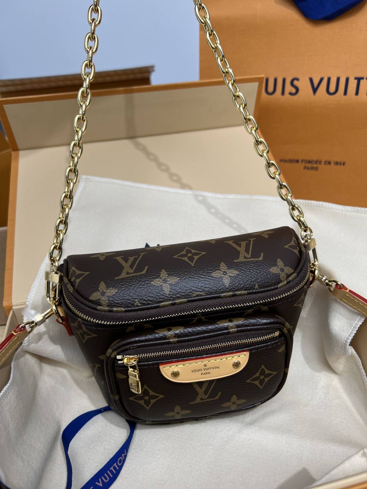 Ellebag’s 1:1 Replica of Louis Vuitton M82335 Mini Bumbag – A Luxurious Fusion of Style and Function(2024 Dec Updated)-Best Quality Fake Louis Vuitton Bag Online Store, Replica designer bag ru