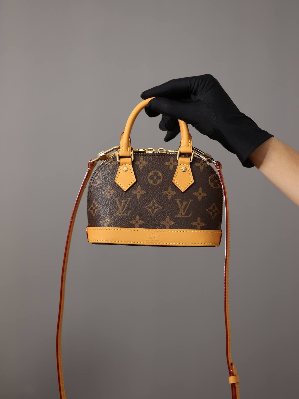 Ellebag’s 1:1 Replica of Louis Vuitton M82717 Nano Alma Handbag: A Petite Icon Reimagined(2024 Dec Updated)-Best Quality Fake Louis Vuitton Bag Online Store, Replica designer bag ru